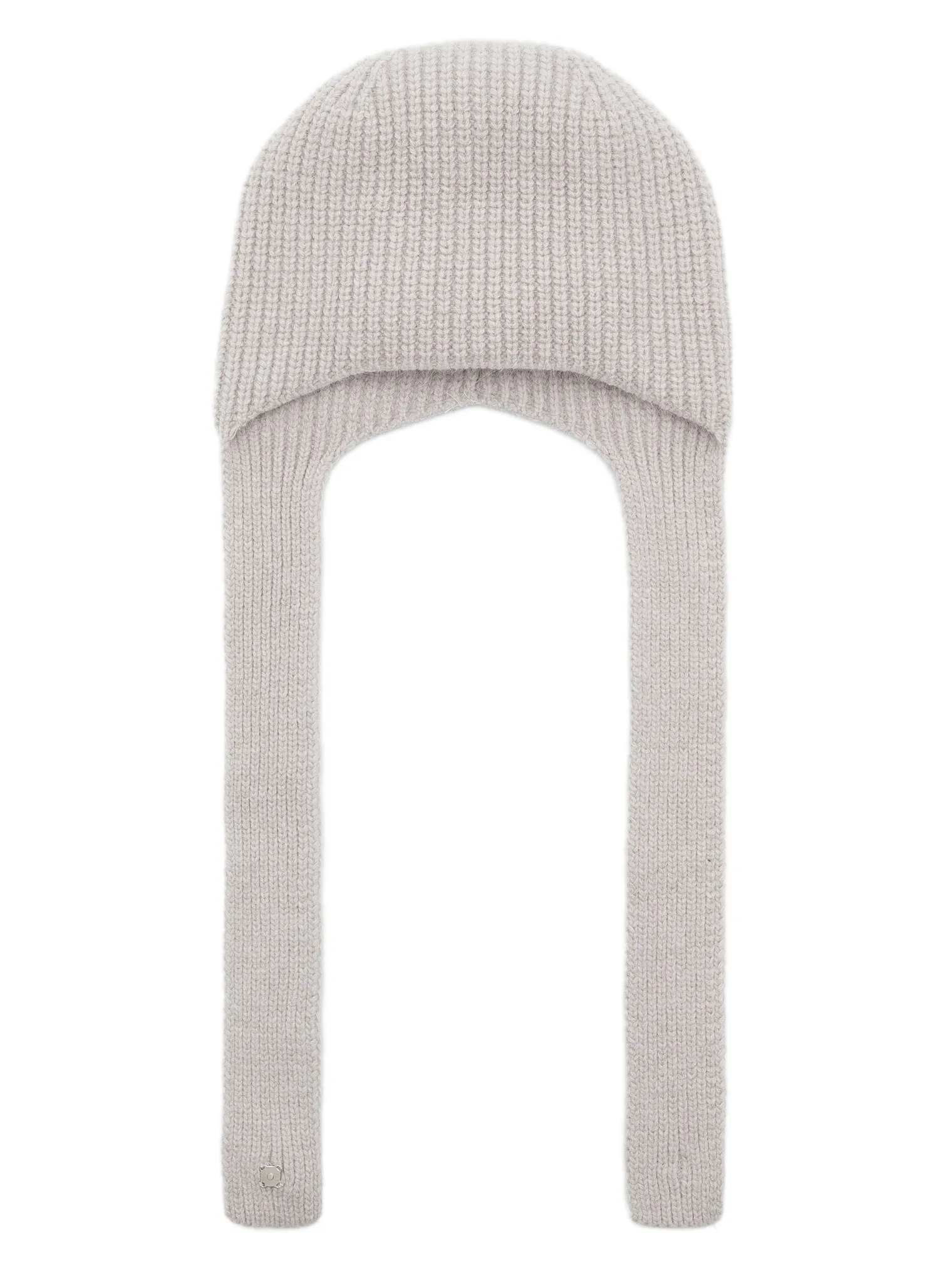 Капор крупной вязки бежевого цвета фото 1