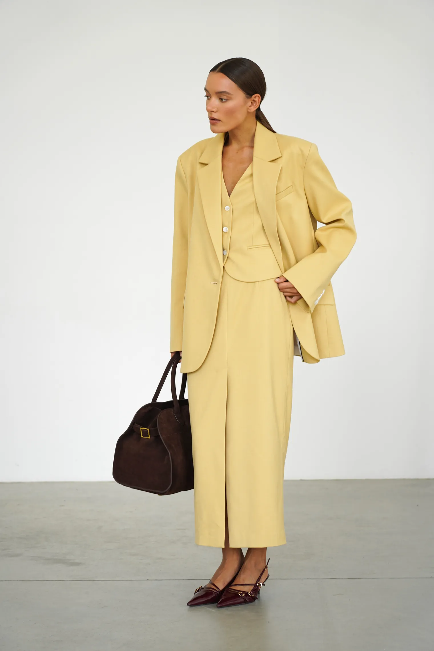 Юбка макси из шерсти цвета молочный лимон фото 3