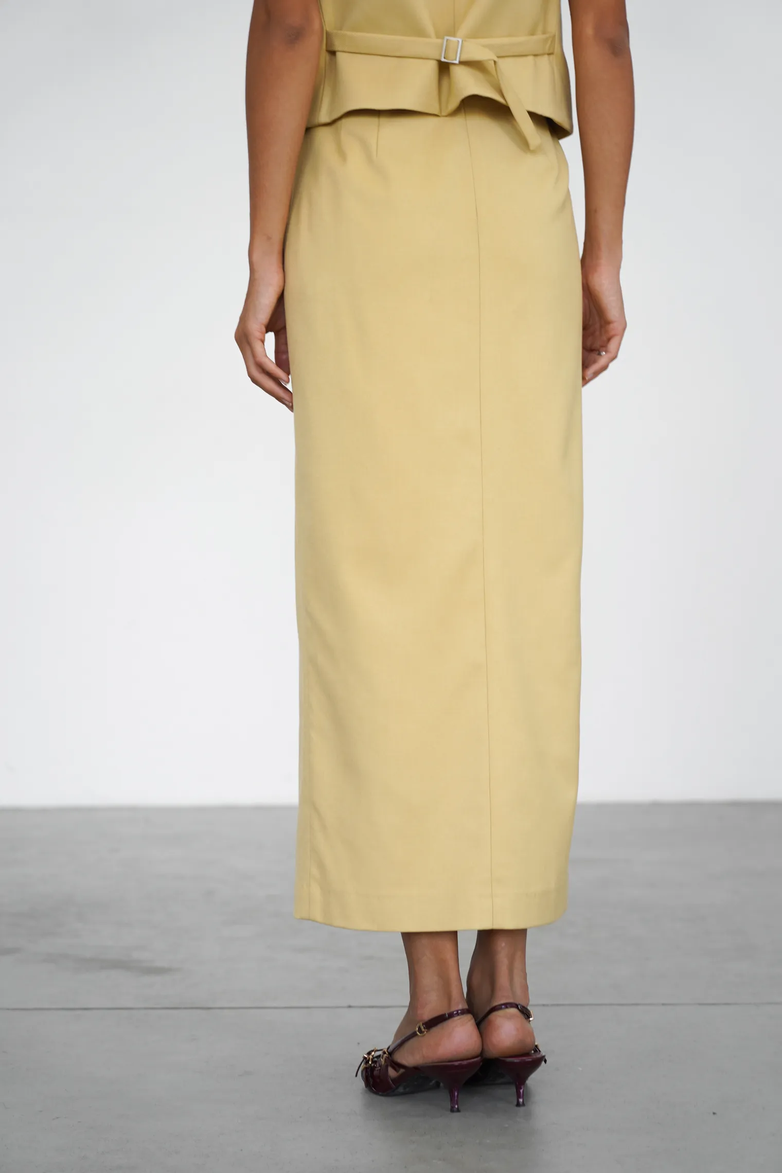 Юбка макси из шерсти цвета молочный лимон фото 4