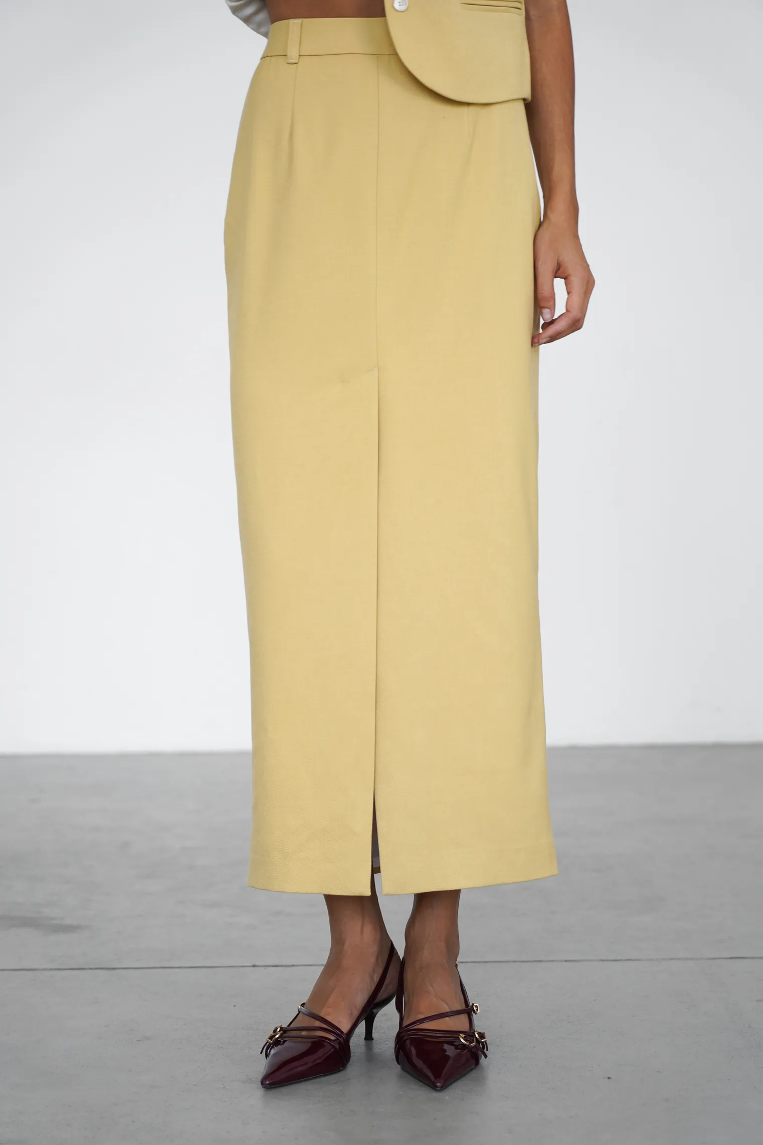 Юбка макси из шерсти цвета молочный лимон фото 5