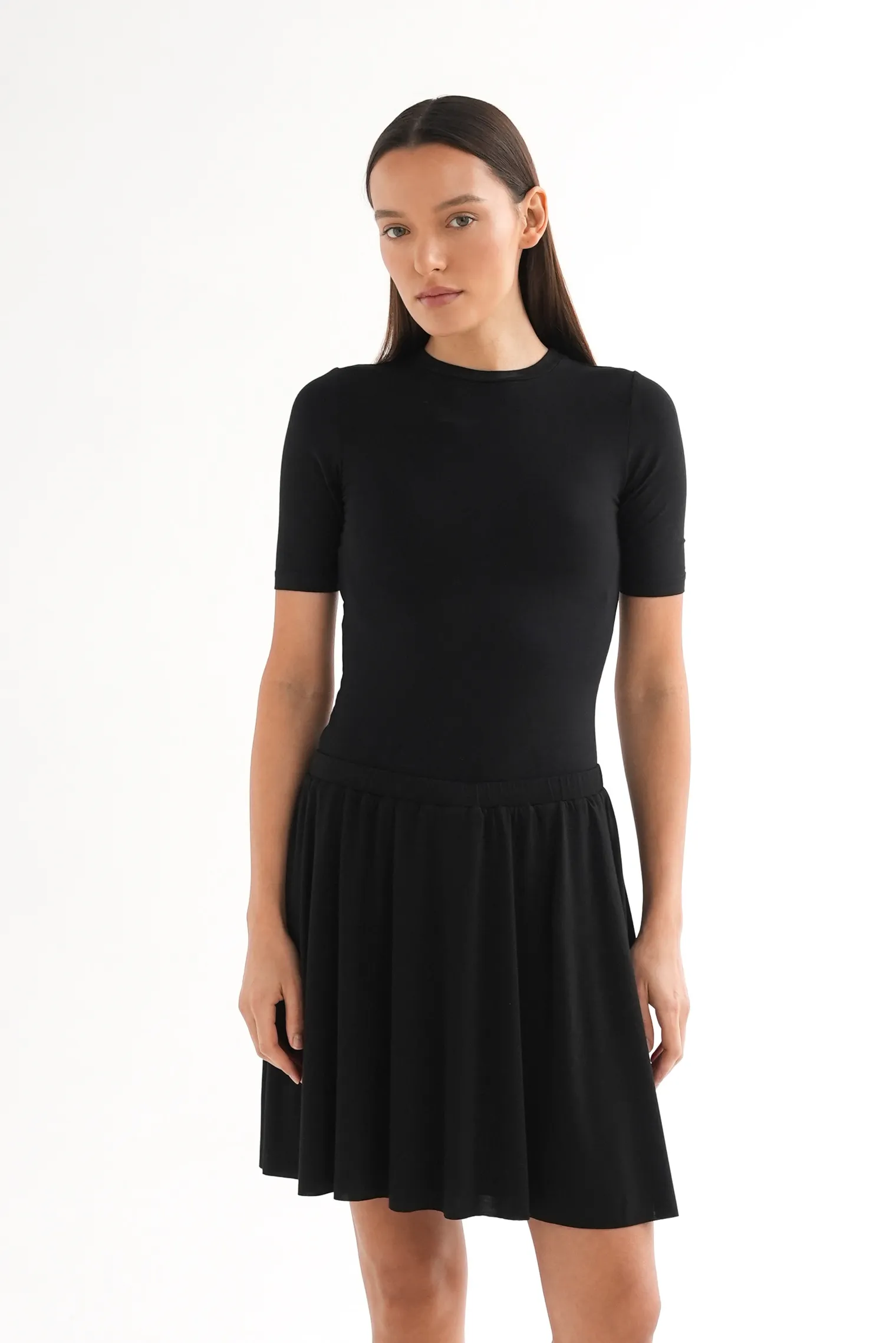 Юбка мини из трикотажа чёрного цвета фото 7