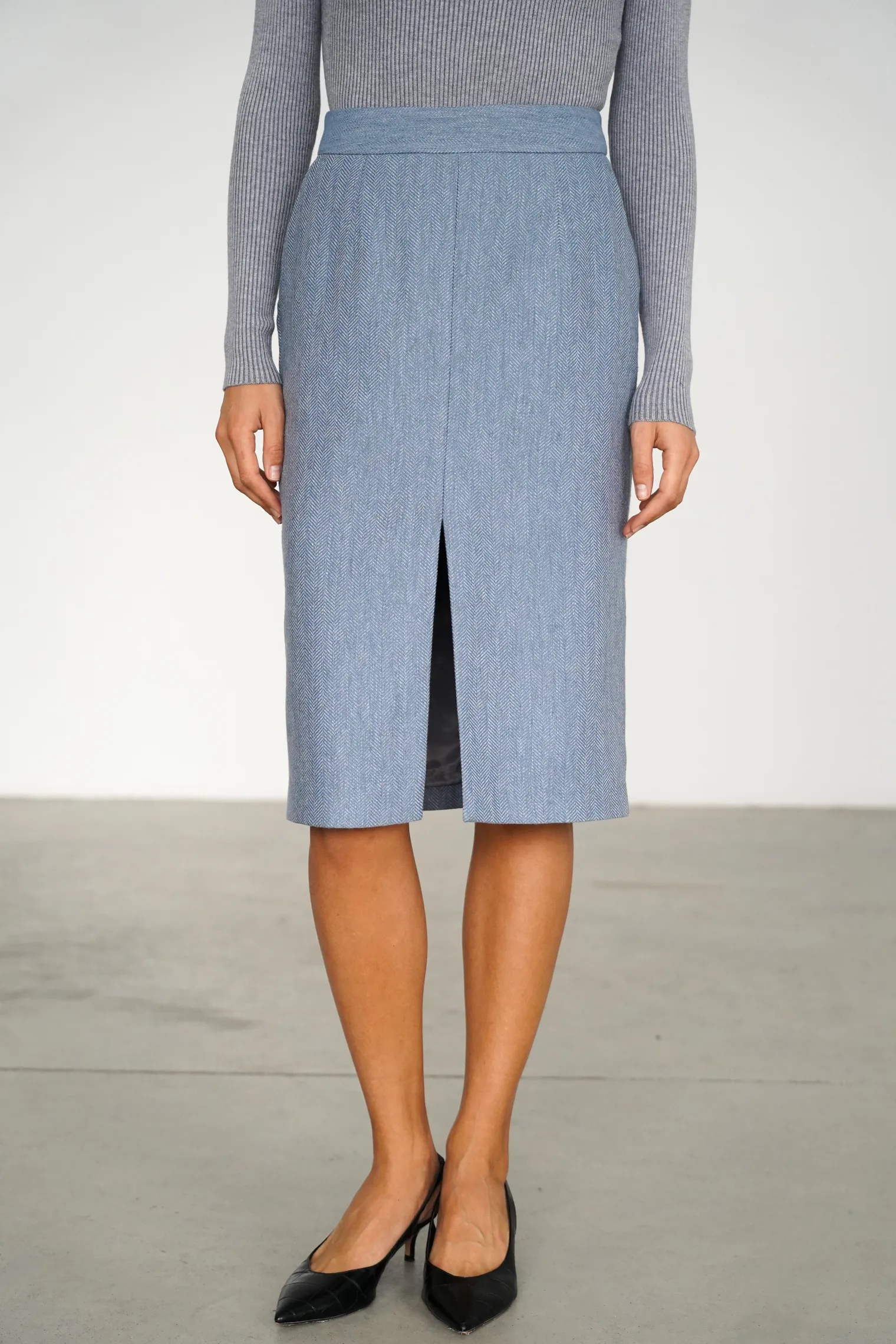 Юбка с разрезом из шерсти в цвете голубой/серый в ёлочку фото 2