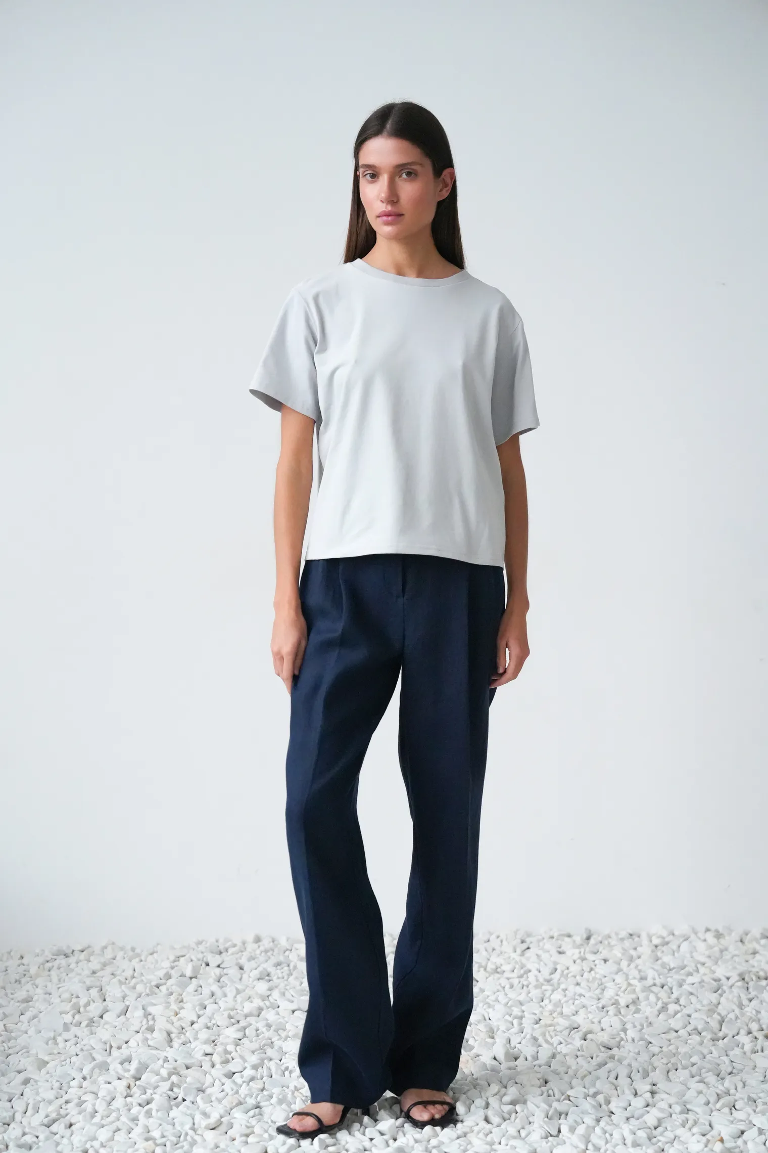 Футболка свободного кроя пепельного цвета фото 3