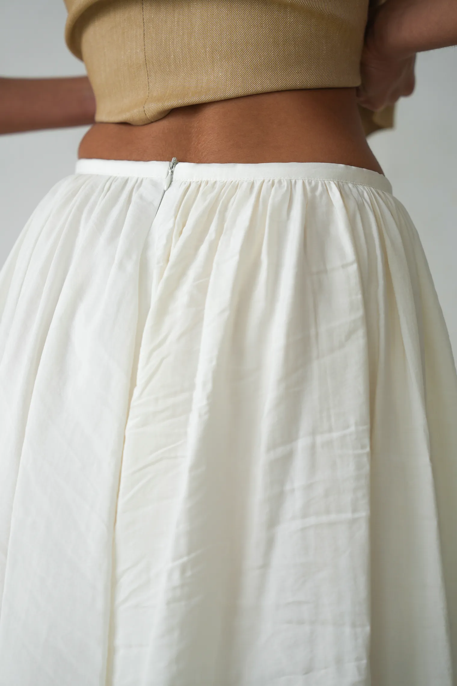 Юбка миди цвета тофу фото 2