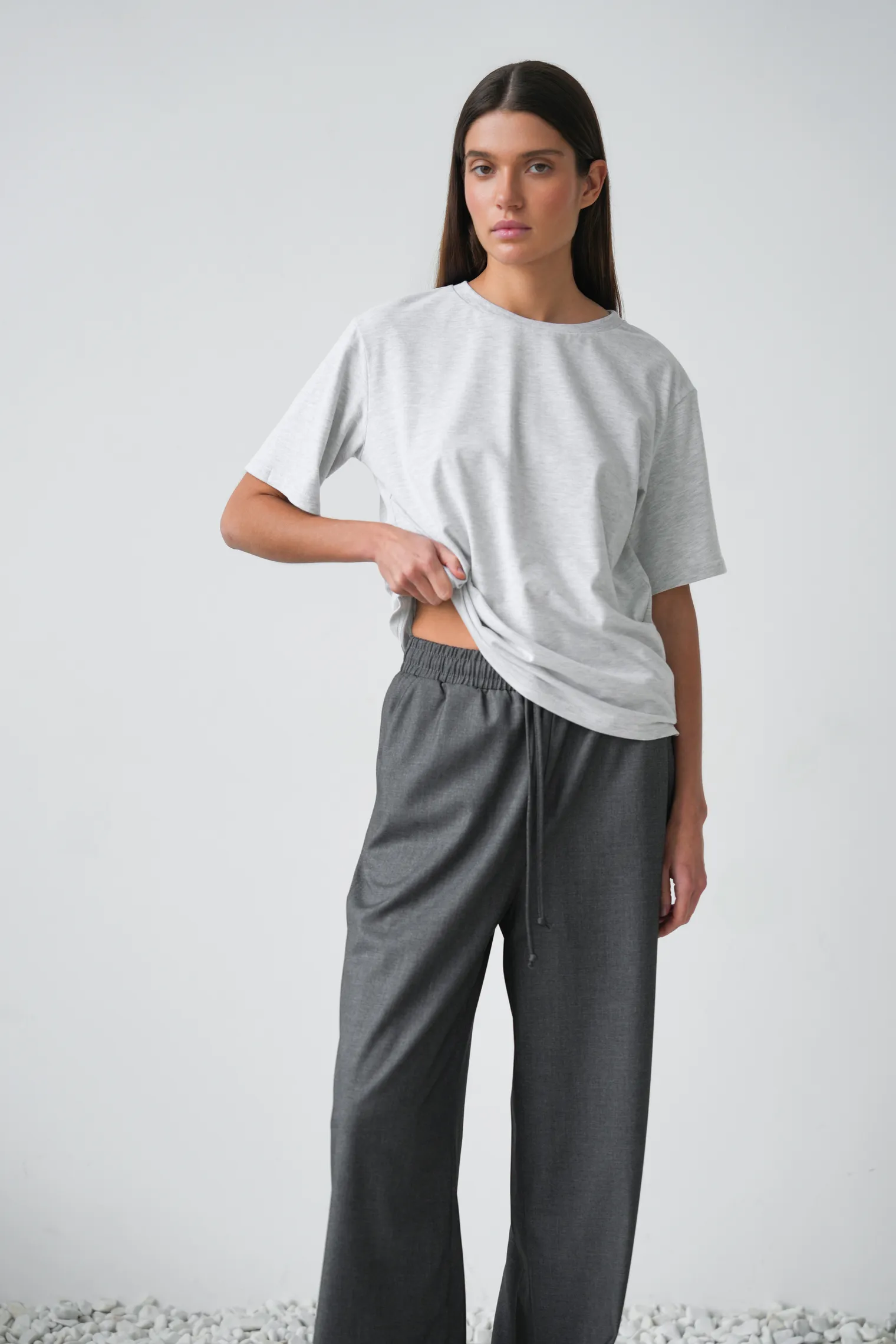 Футболка свободного кроя цвета серый меланж фото 5