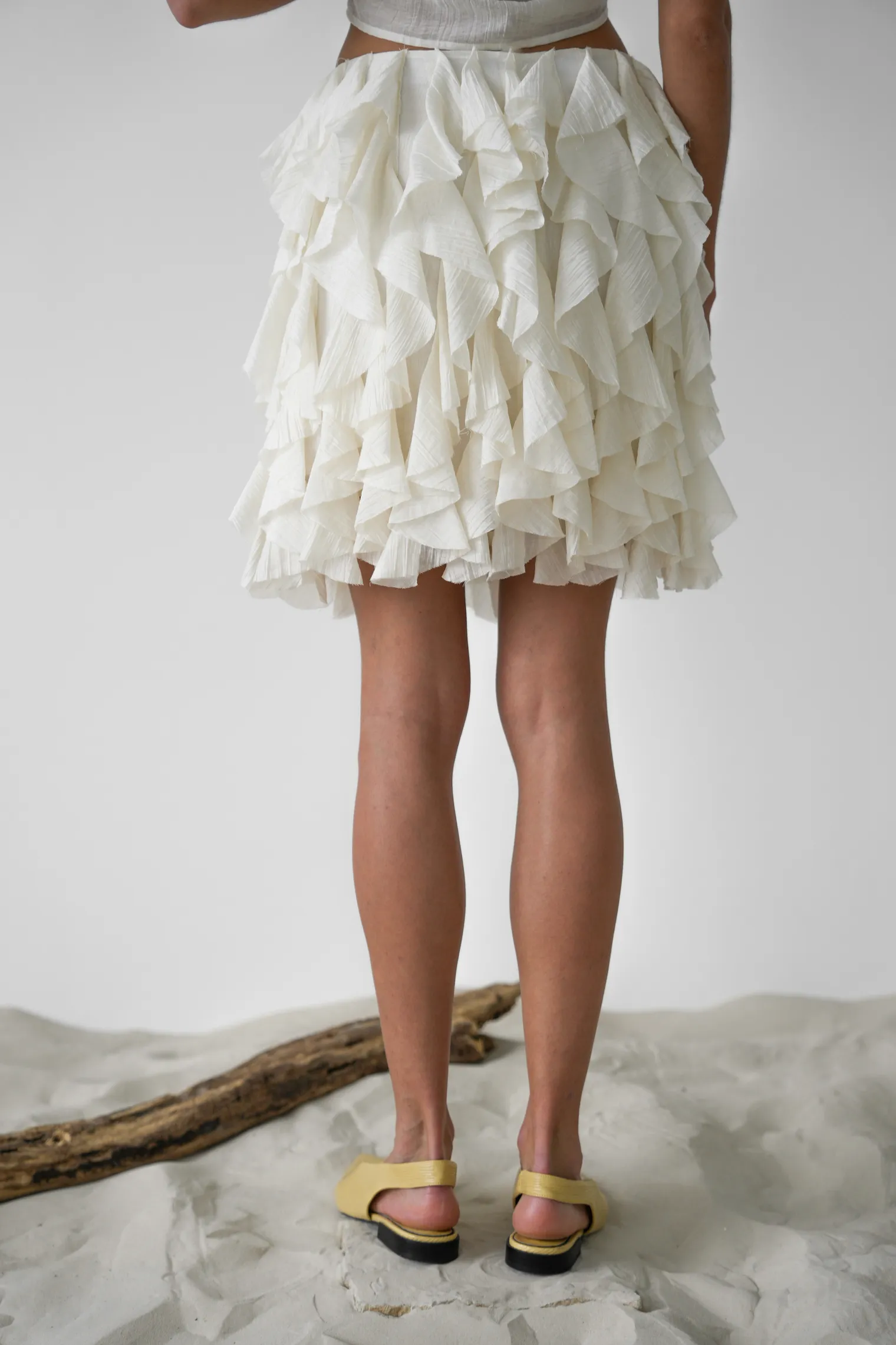 Юбка из жатой ткани молочного цвета фото 4