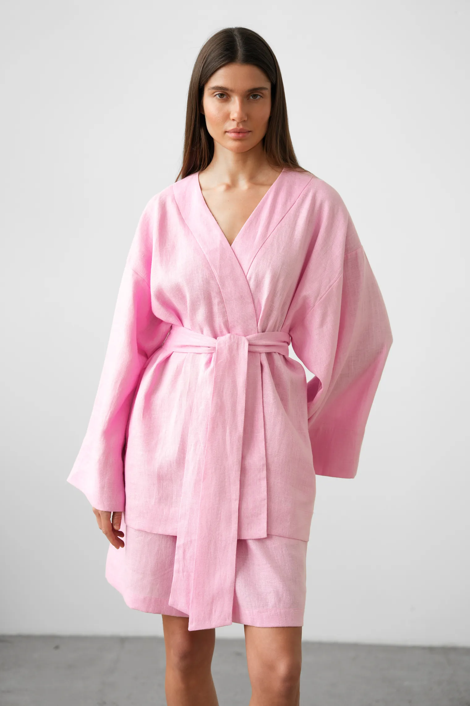 Шорты изо льна цвета пион фото 7