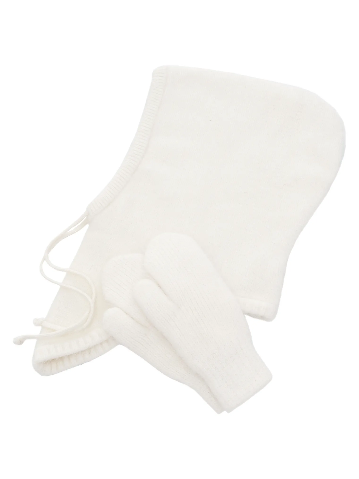 Капор из ангоры белого цвета фото 3