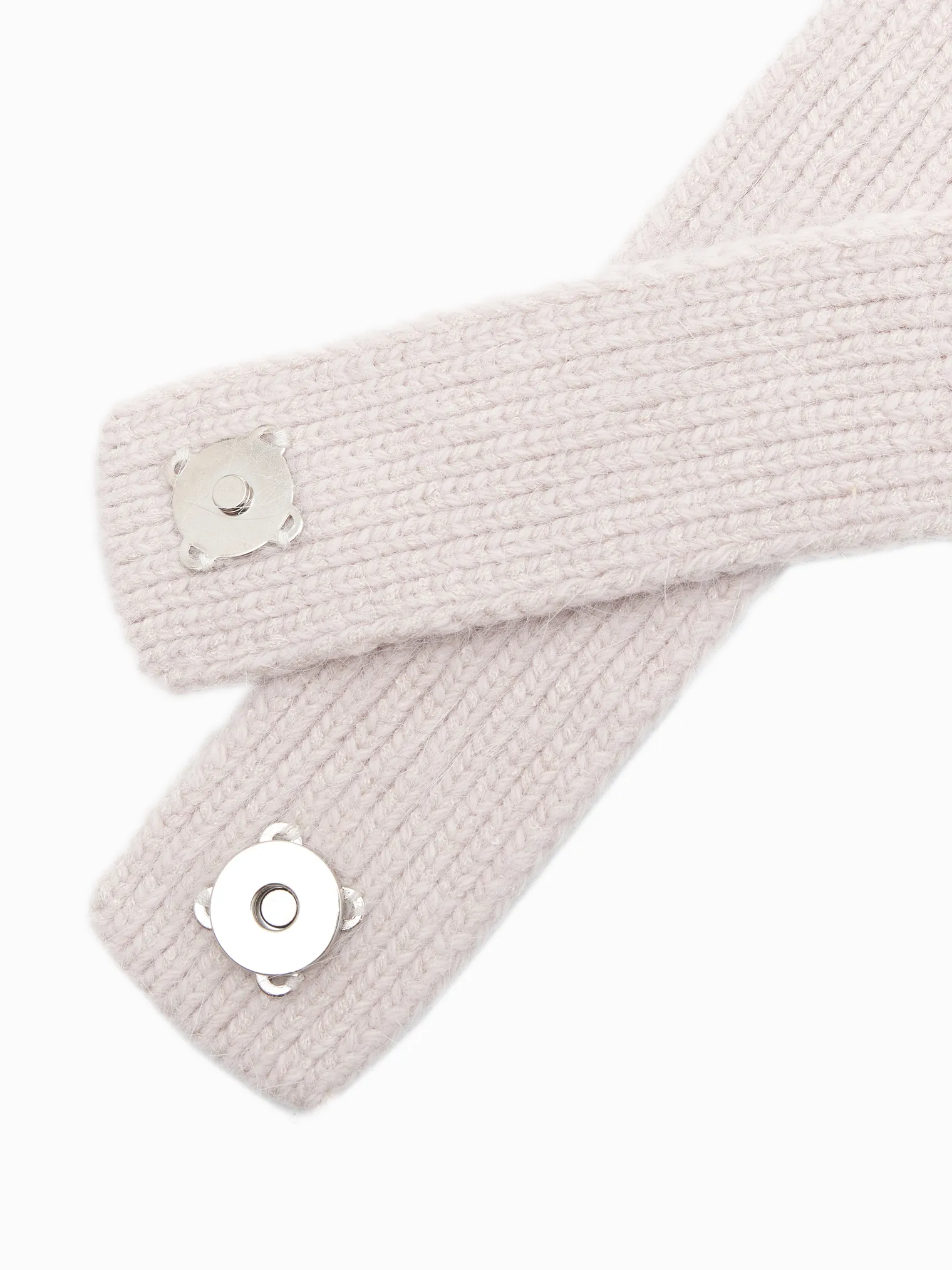 Капор крупной вязки молочного цвета фото 2