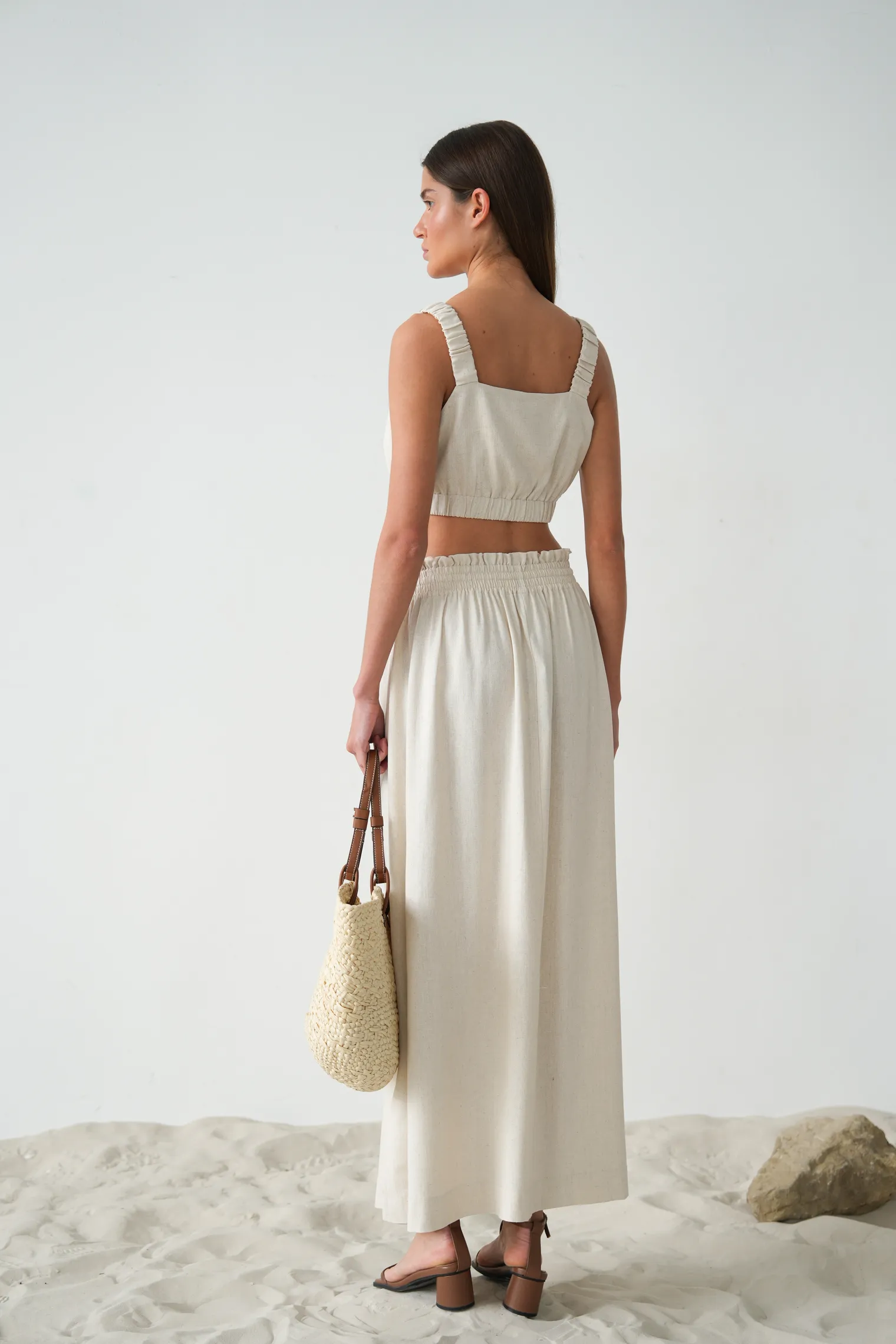 Юбка широкого кроя с разрезами цвета лён фото 8