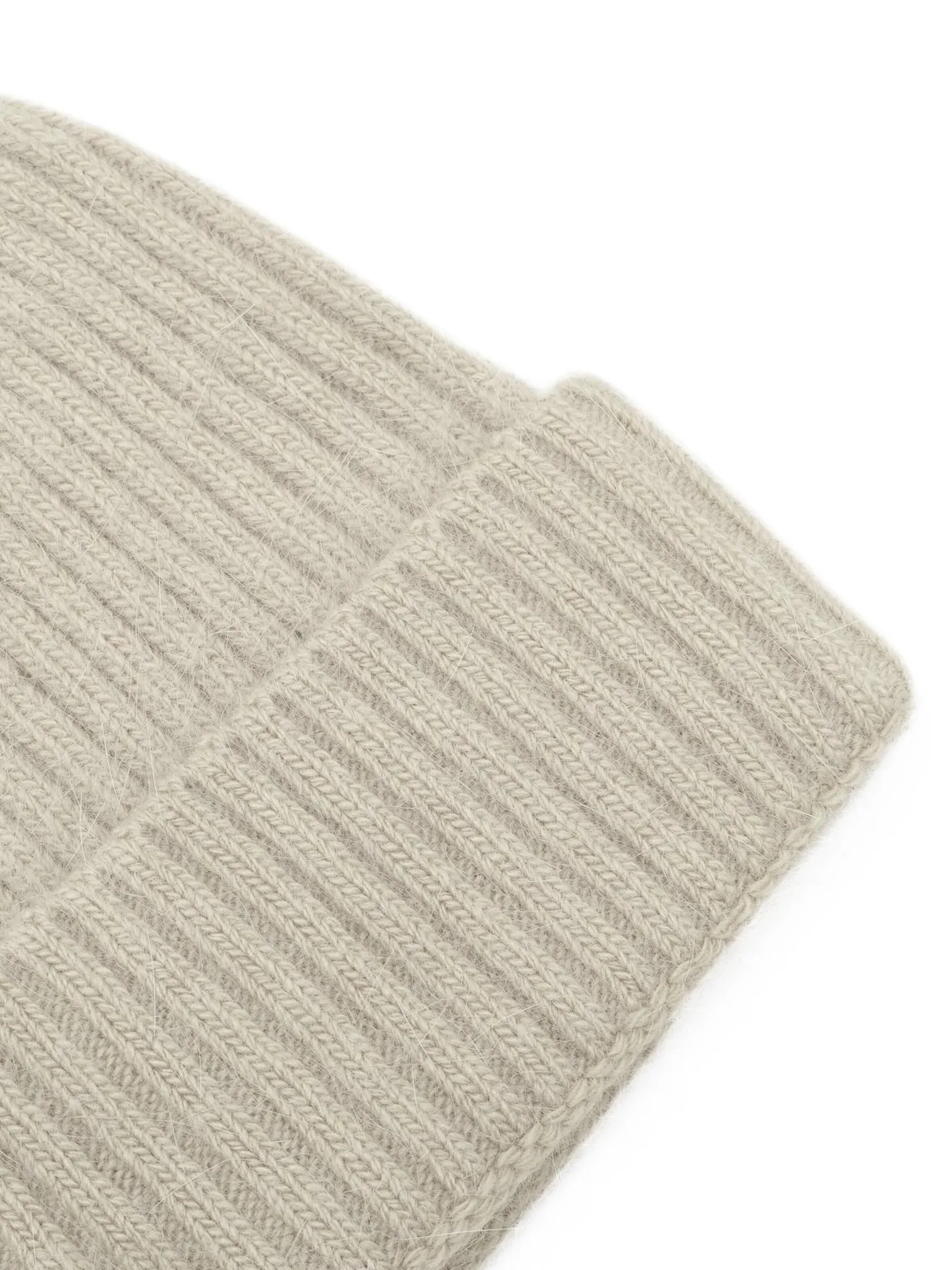 Шапка из ангоры однослойная цвета лён фото 2