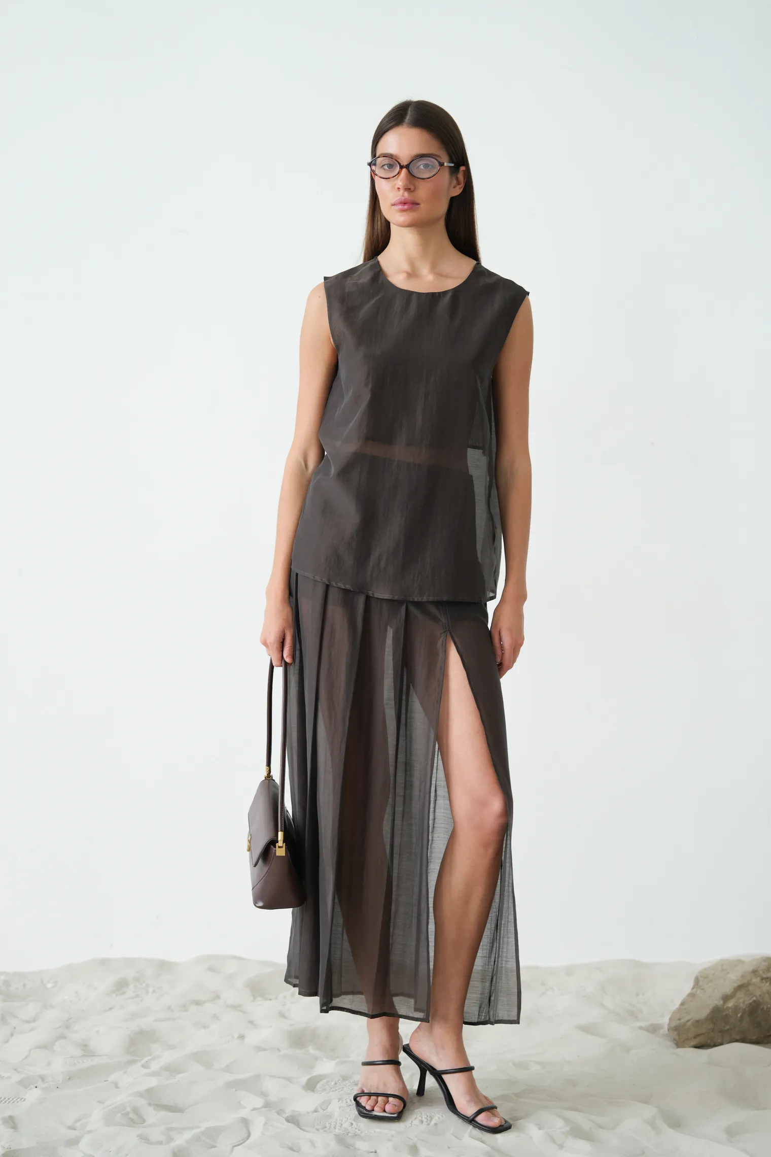 Юбка из прозрачной ткани цвета горький шоколад фото 5