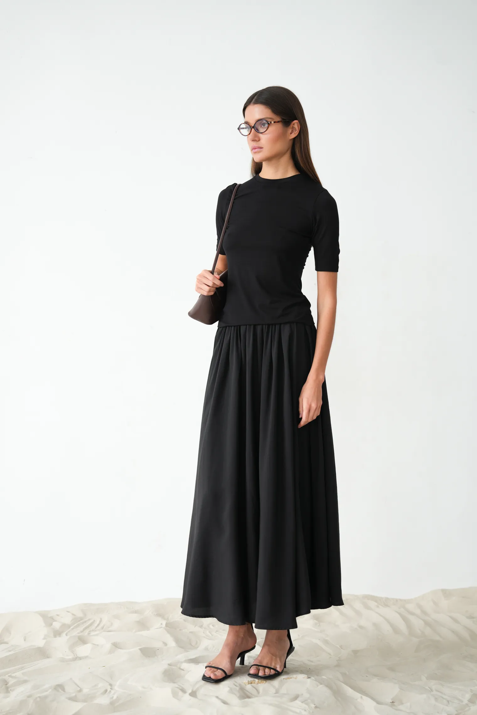 Юбка миди  чёрного цвета фото 3