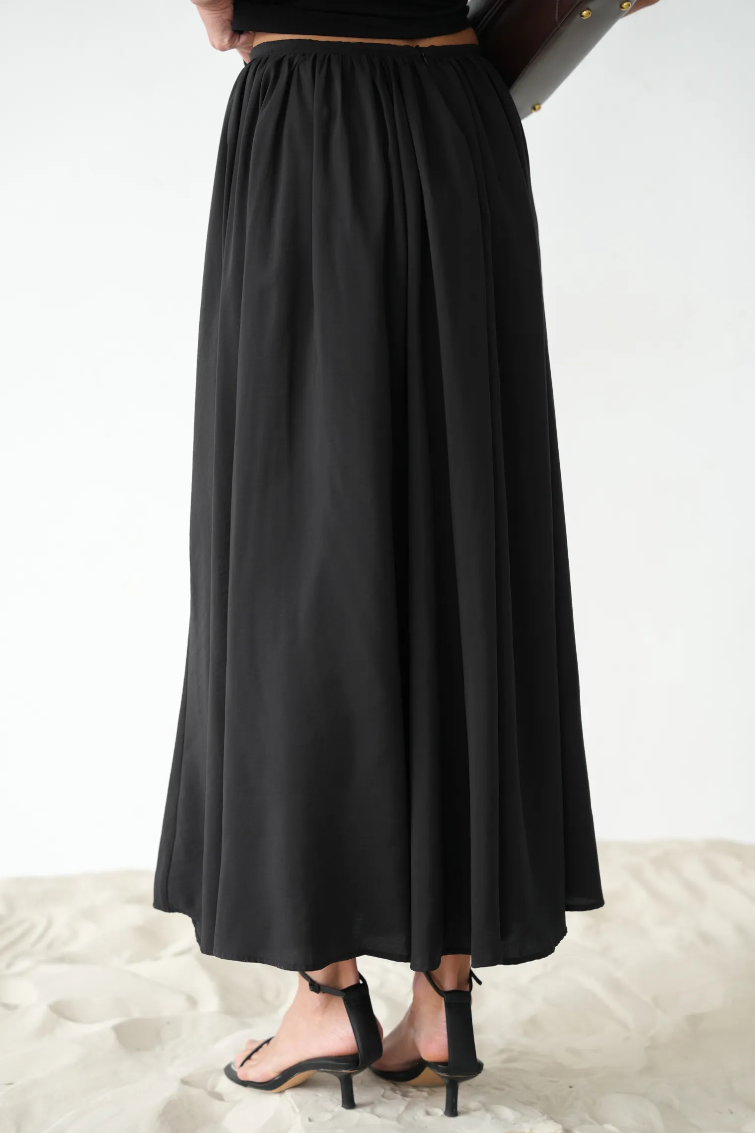 Юбка миди  чёрного цвета фото 4