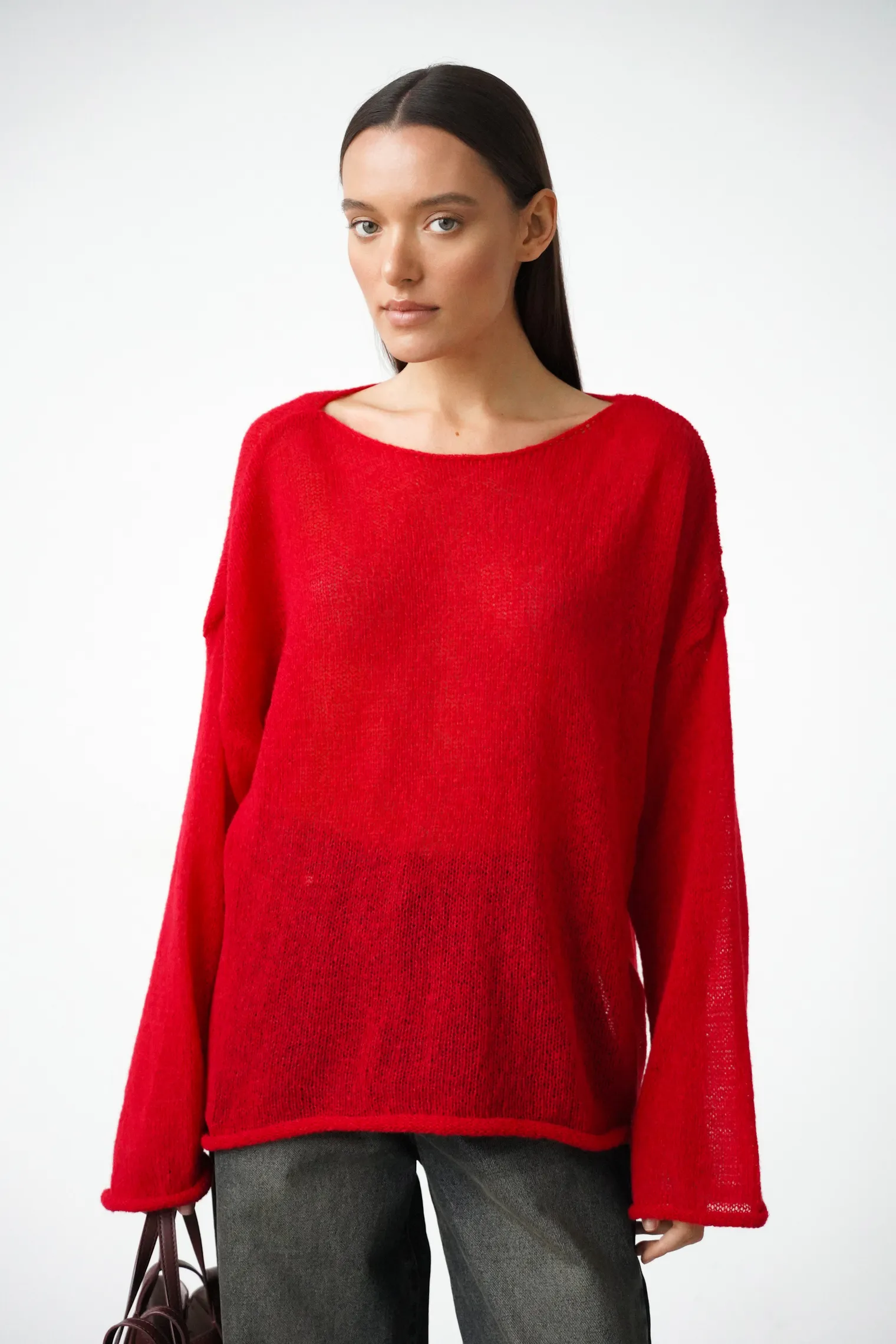 Джемпер мелкой вязки с низким воротником красного цвета фото 6