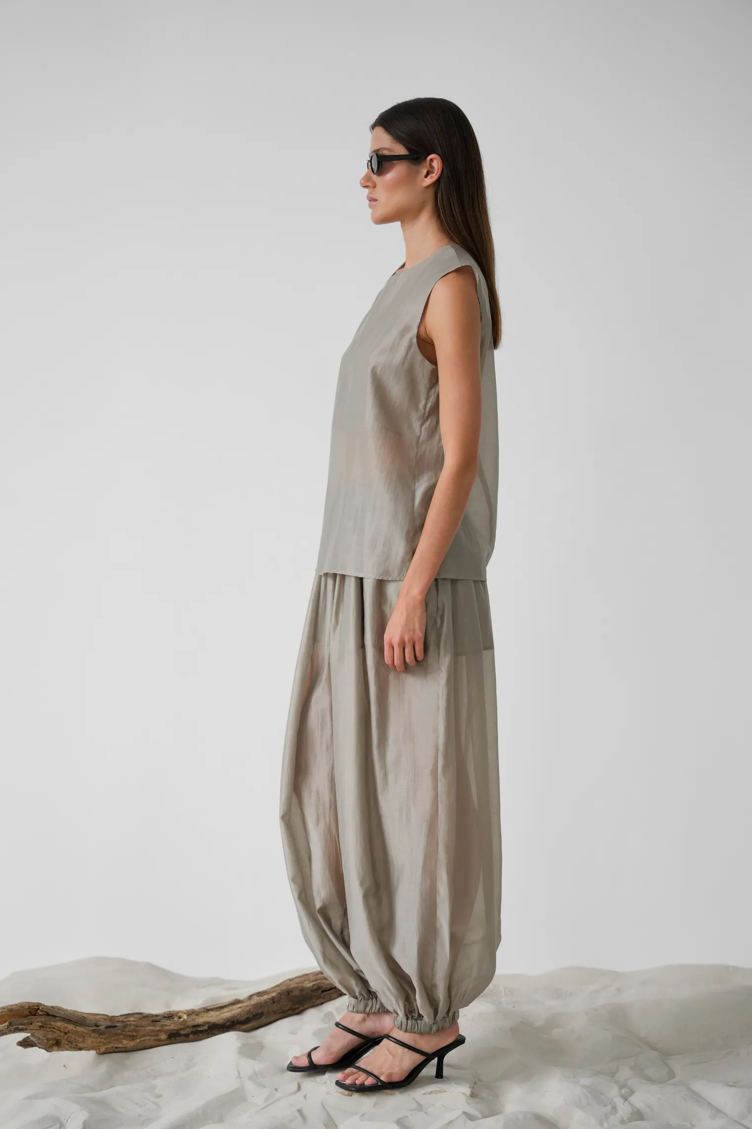 Топ из прозрачной ткани бежевого цвета фото 7