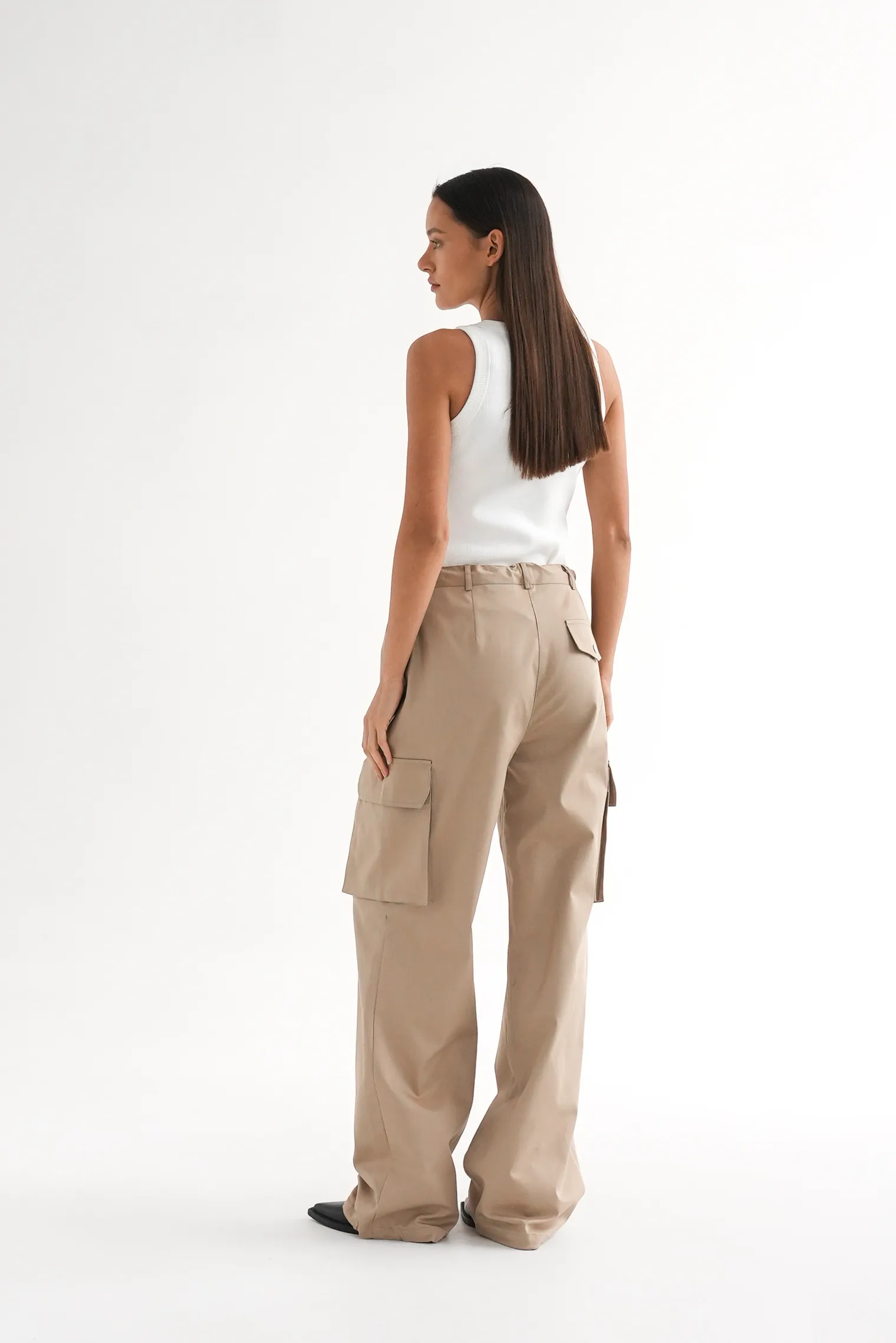 Брюки карго из плотного хлопка бежевого цвета фото 4