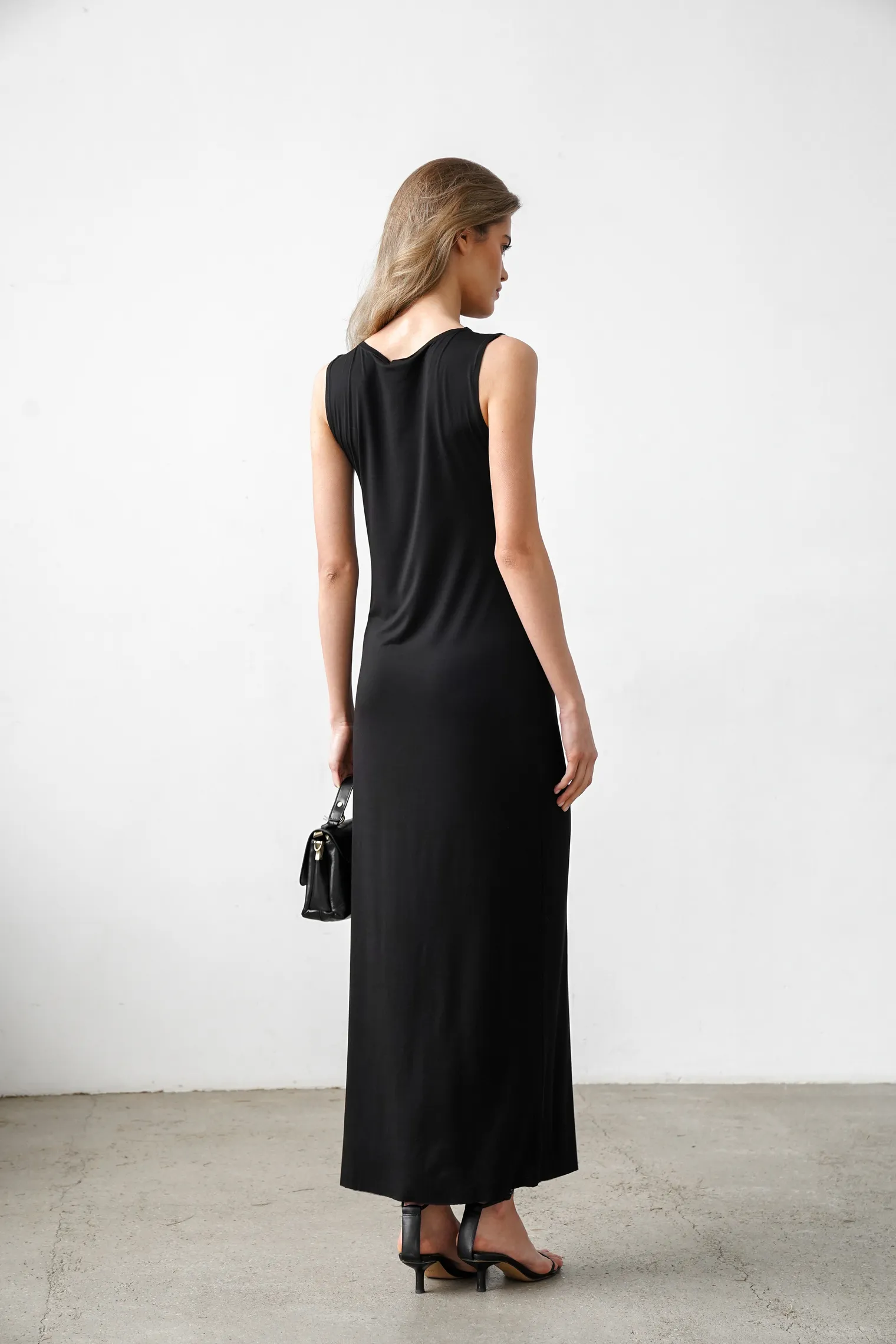 Платье макси чёрного цвета фото 4