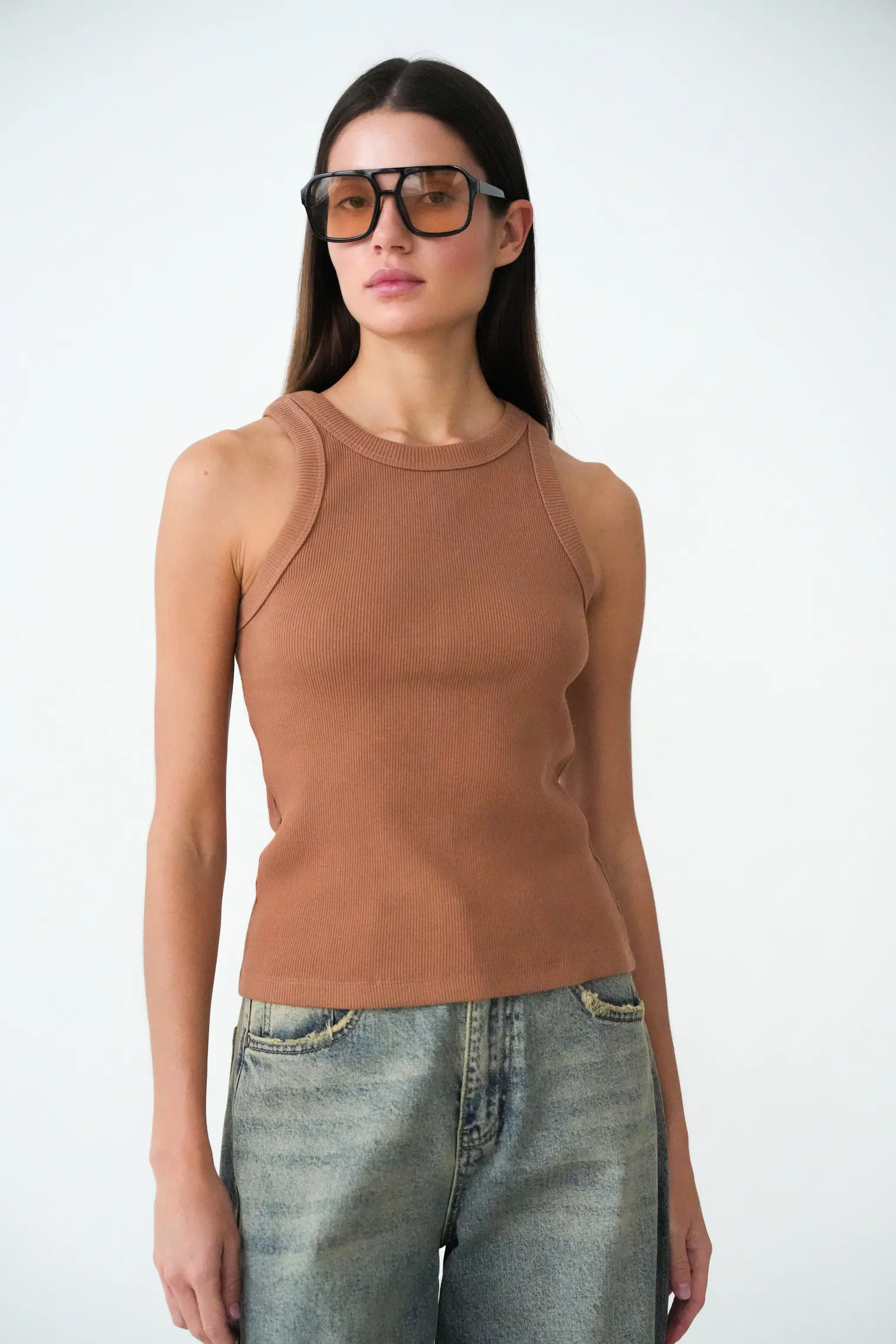 Майка в рубчик миндального цвета фото 6