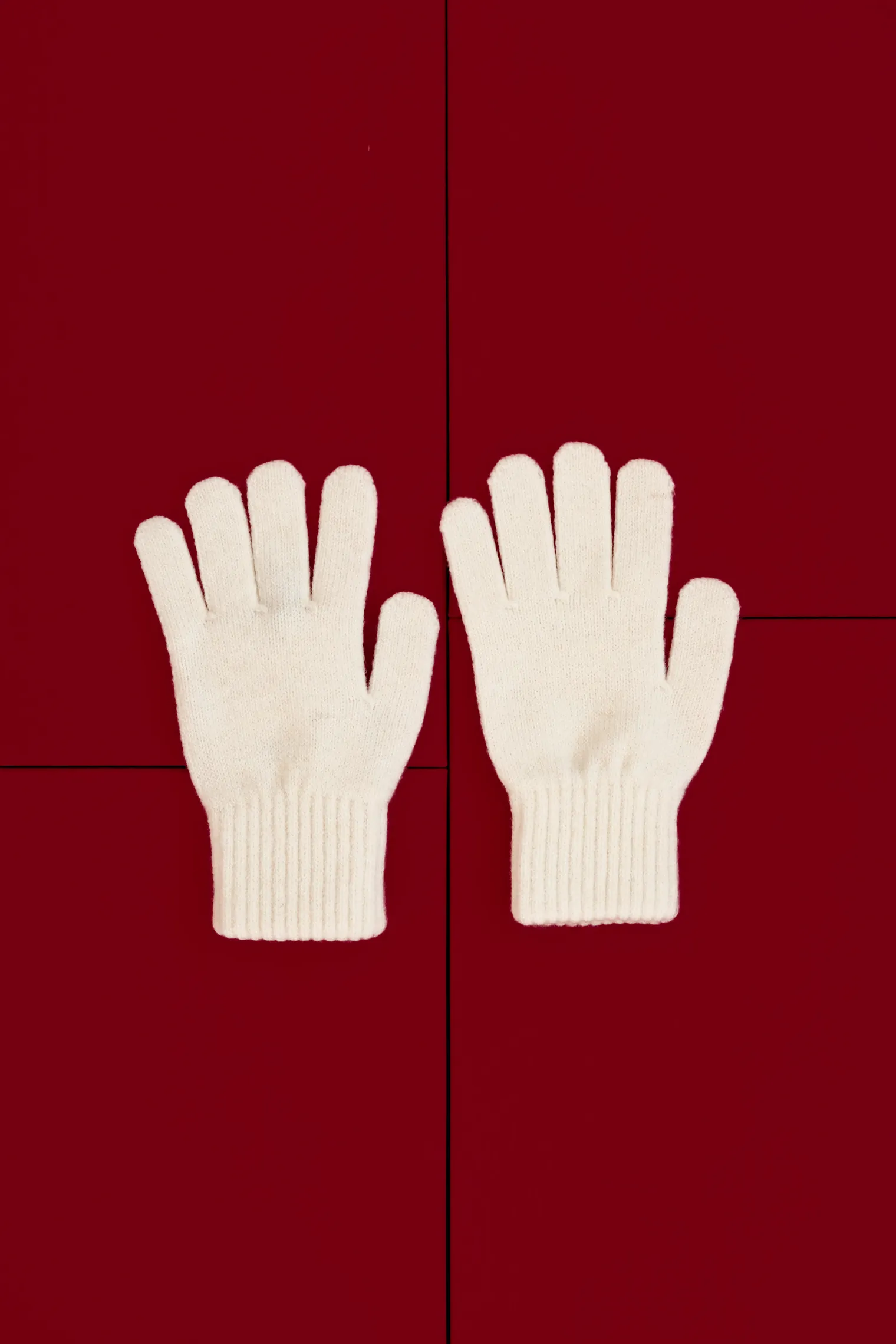 Перчатки из шерсти мериноса молочного цвета фото 2