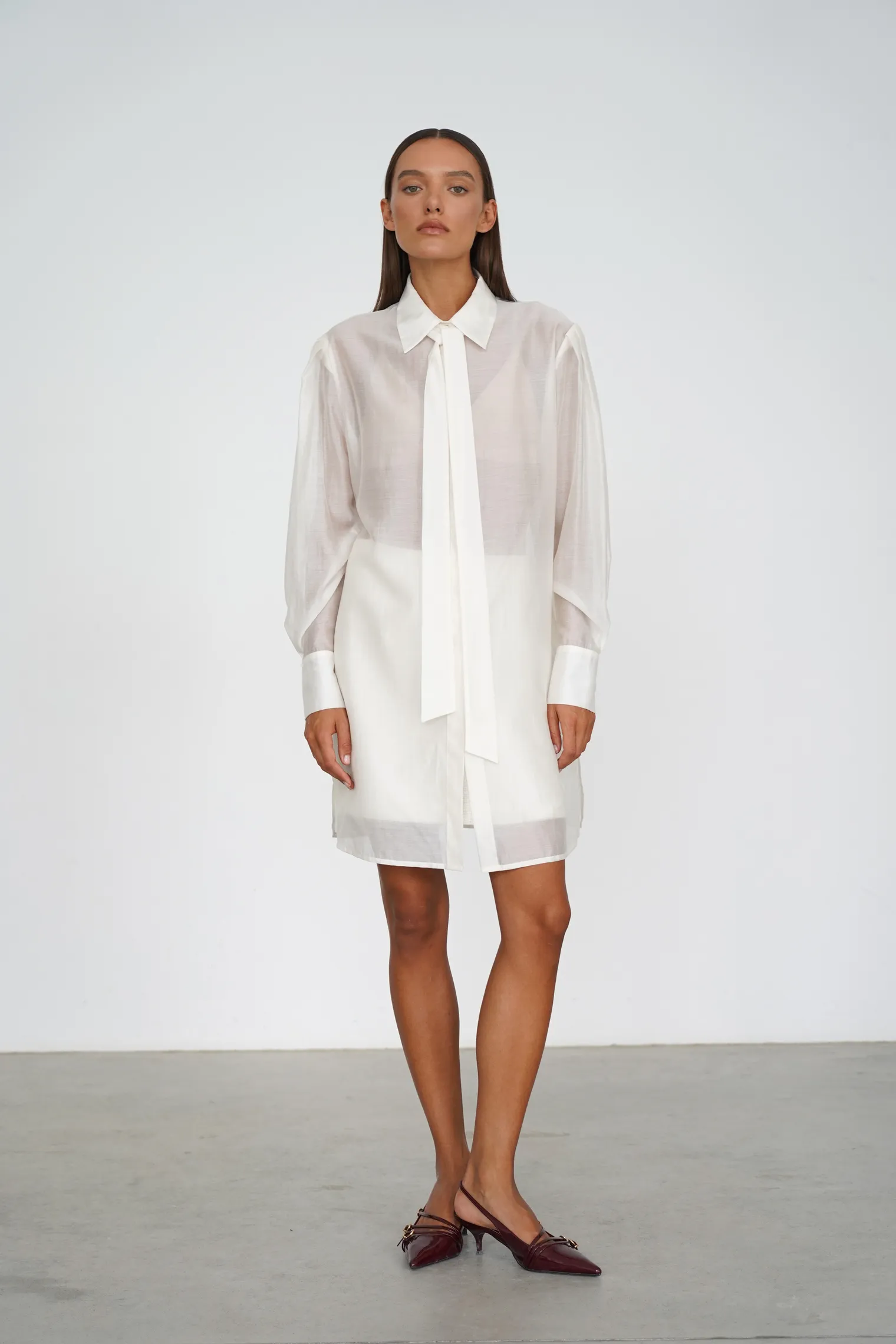 Рубашка из прозрачной ткани цвета тофу фото 4