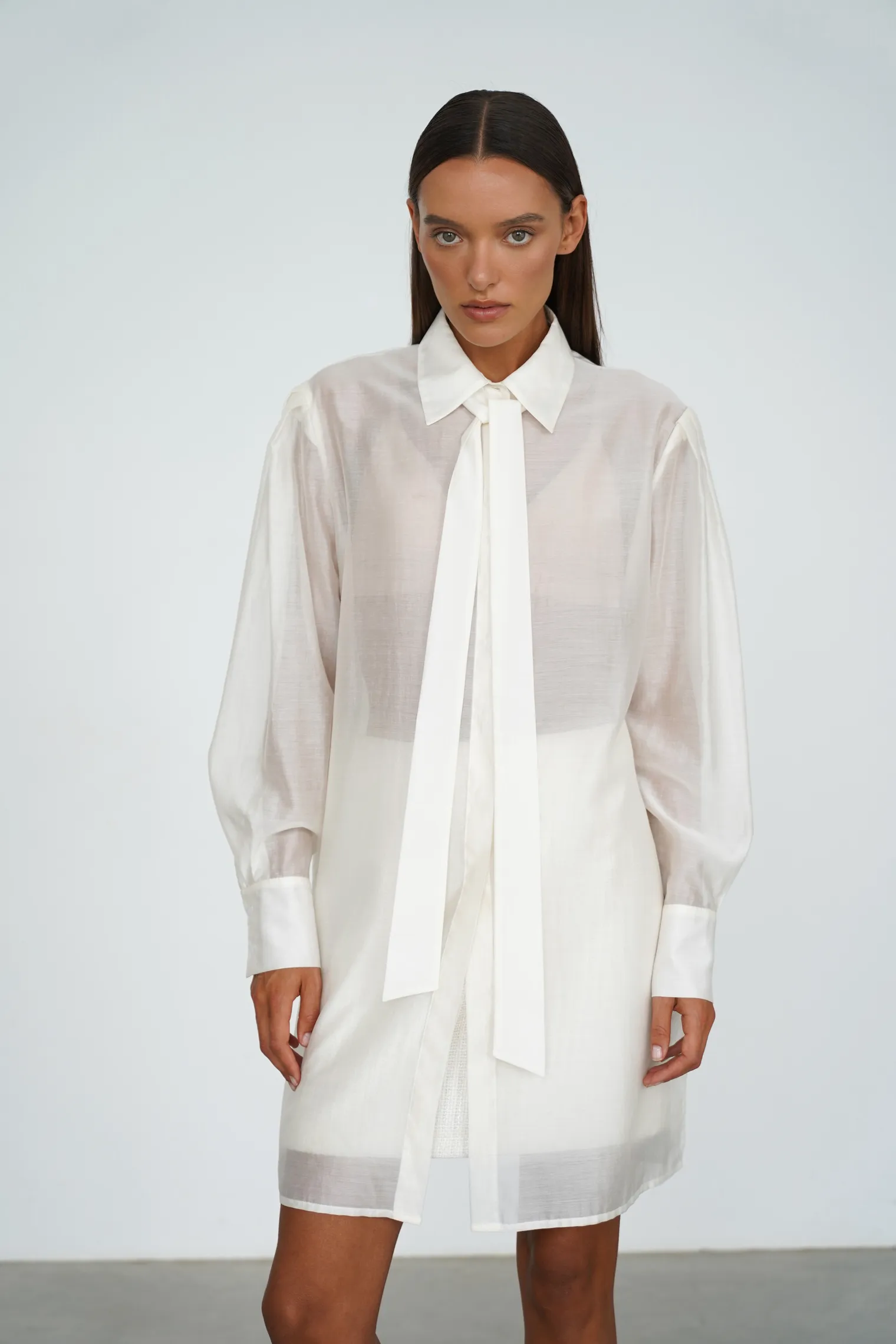 Рубашка из прозрачной ткани цвета тофу фото 5