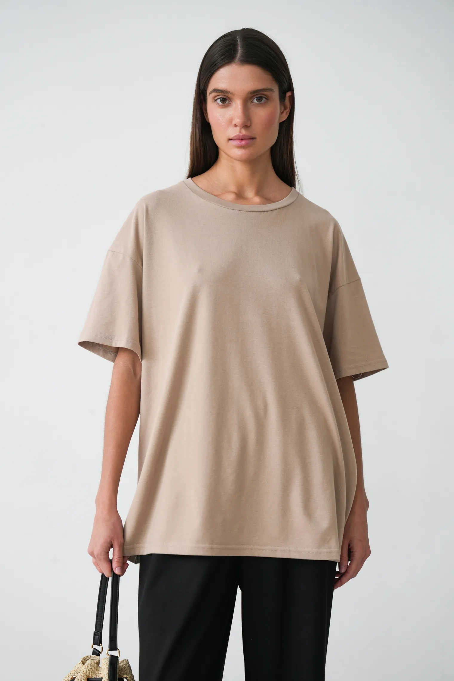 Футболка мужского кроя цвета латте фото 1