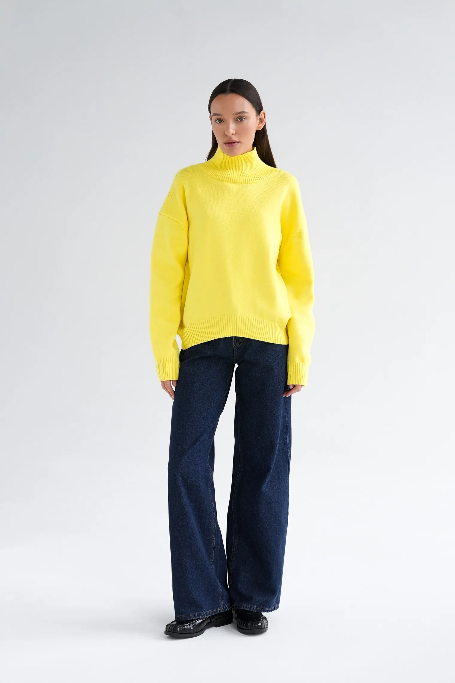 Джинсы широкого кроя с завышенной талией синего цвета фото 3