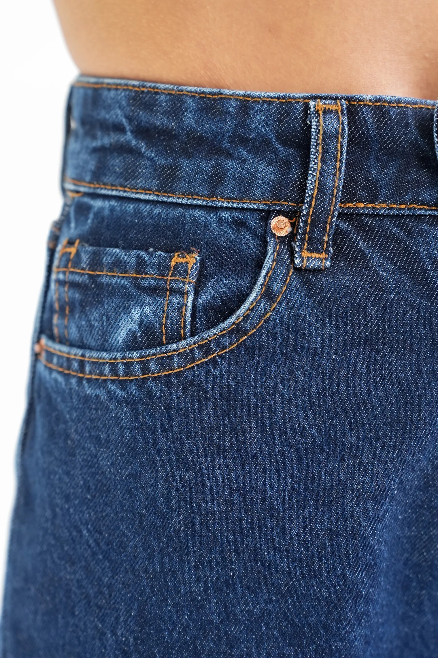 Джинсы широкого кроя с завышенной талией синего цвета фото 2