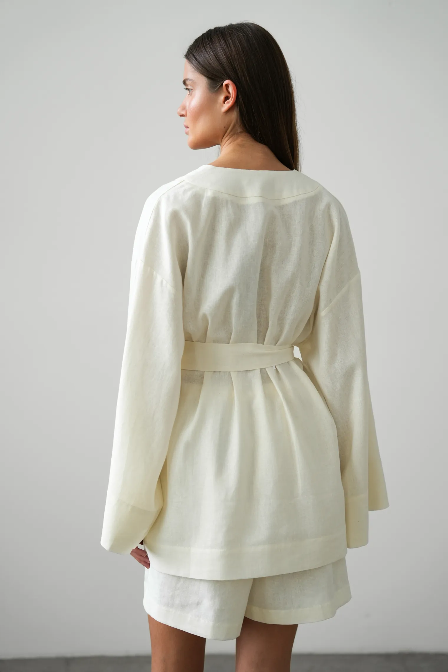 Кимоно с поясом цвета тофу фото 4