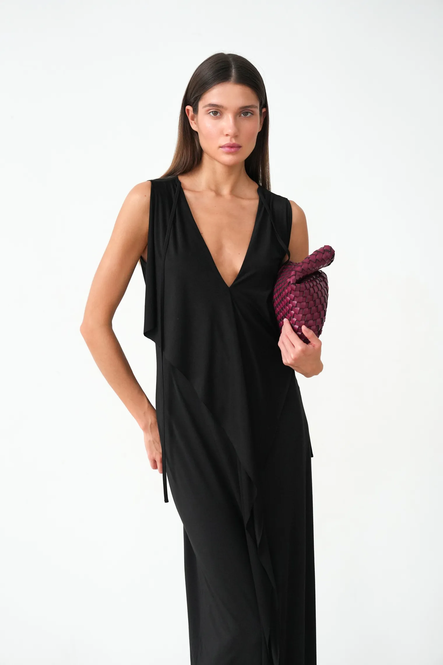 Платье из тонкого трикотажа чёрного цвета фото 1