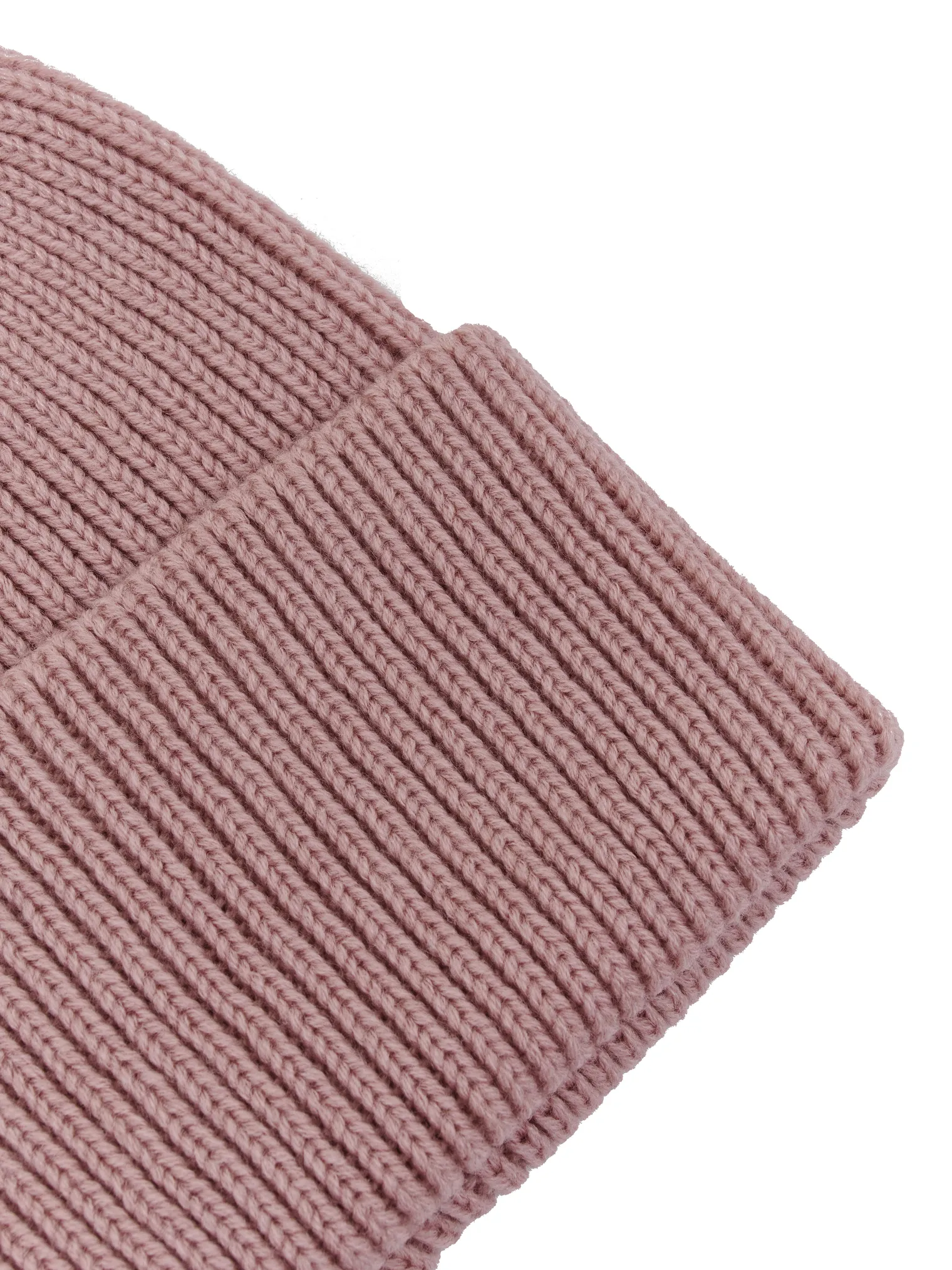 Шапка из шерсти мериноса пыльно-розового цвета фото 2