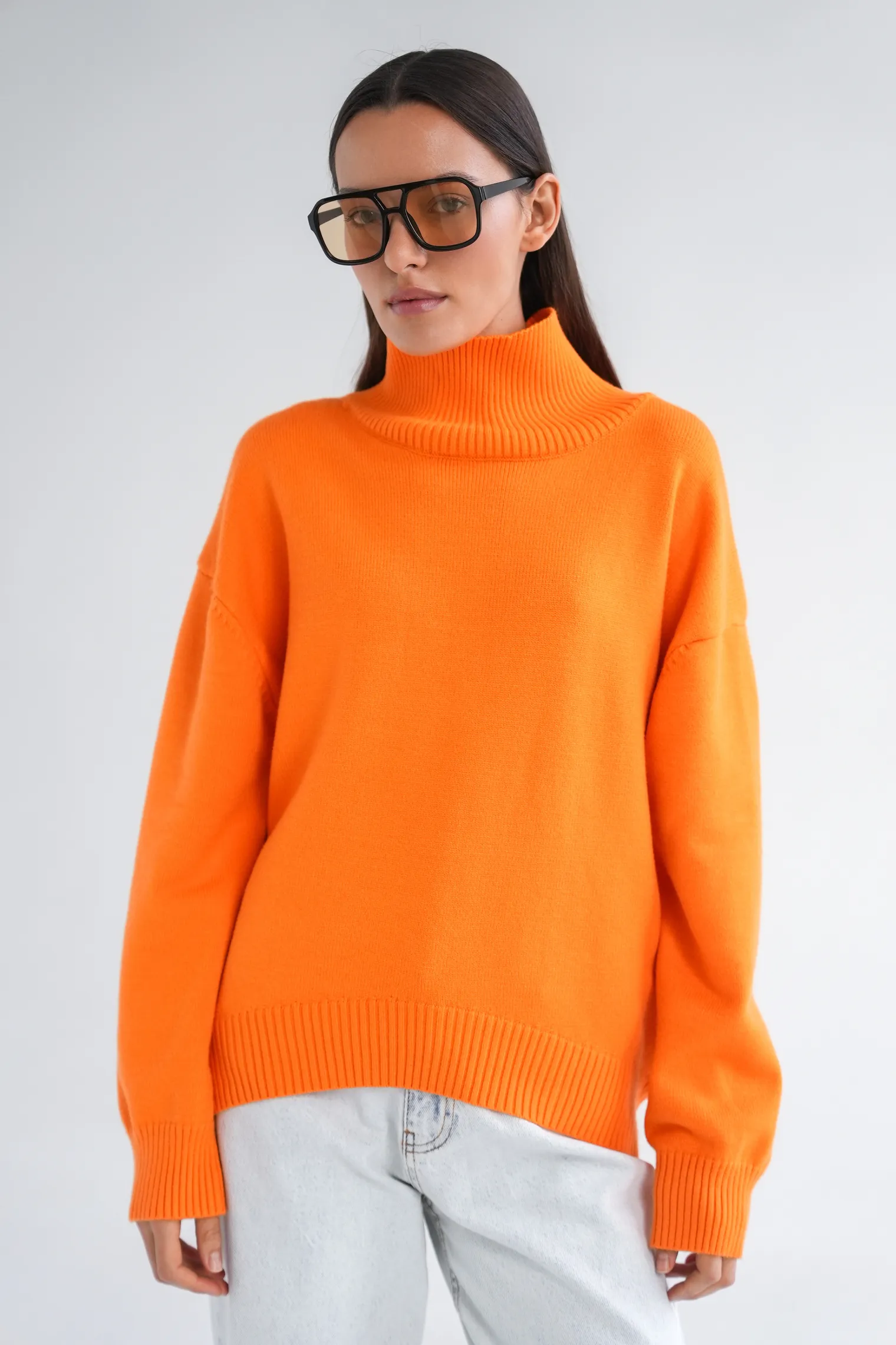 Джемпер мелкой вязки с высоким воротником апельсинового цвета фото 3