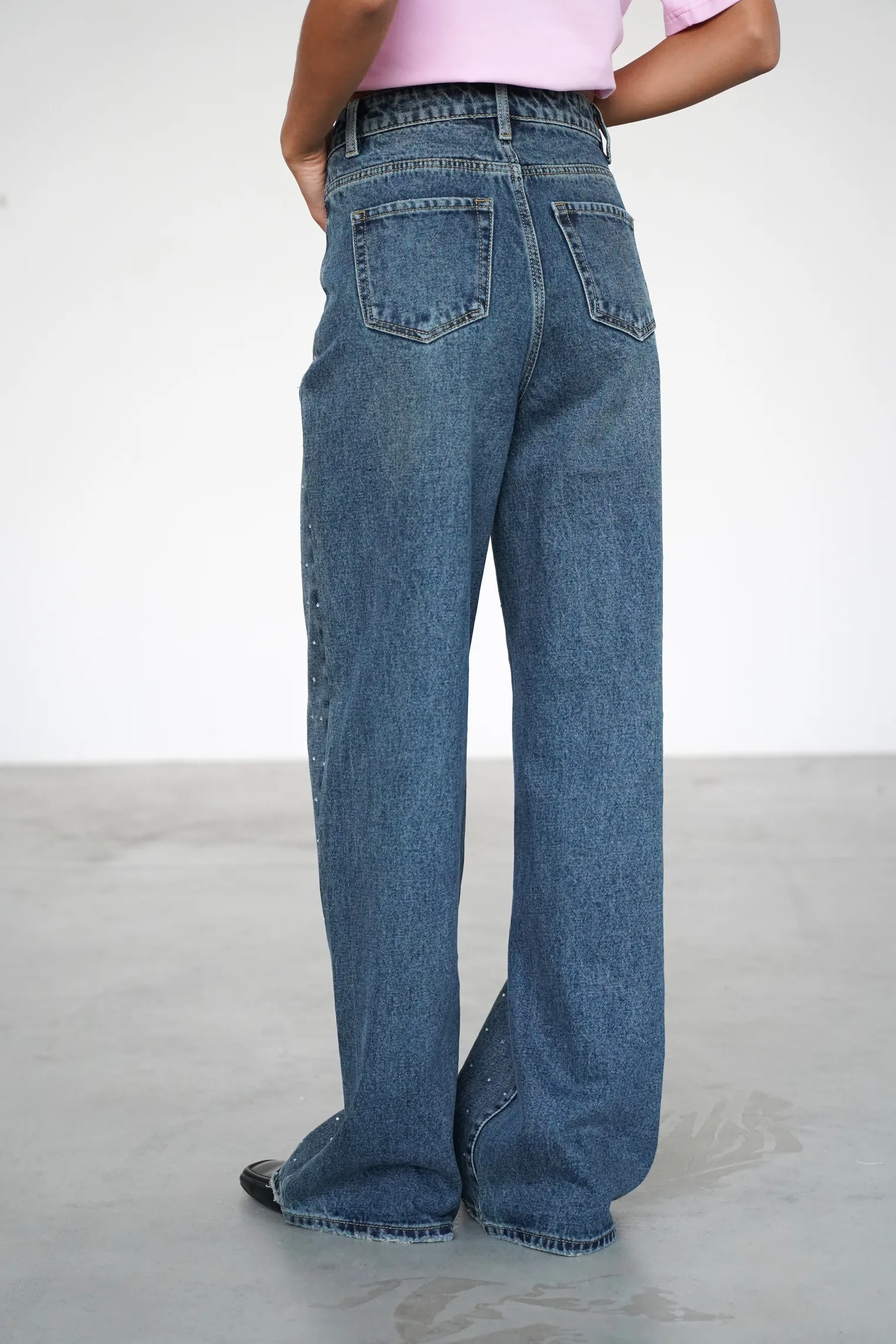 Джинсы свободного кроя в винтажном стиле синего цвета фото 4