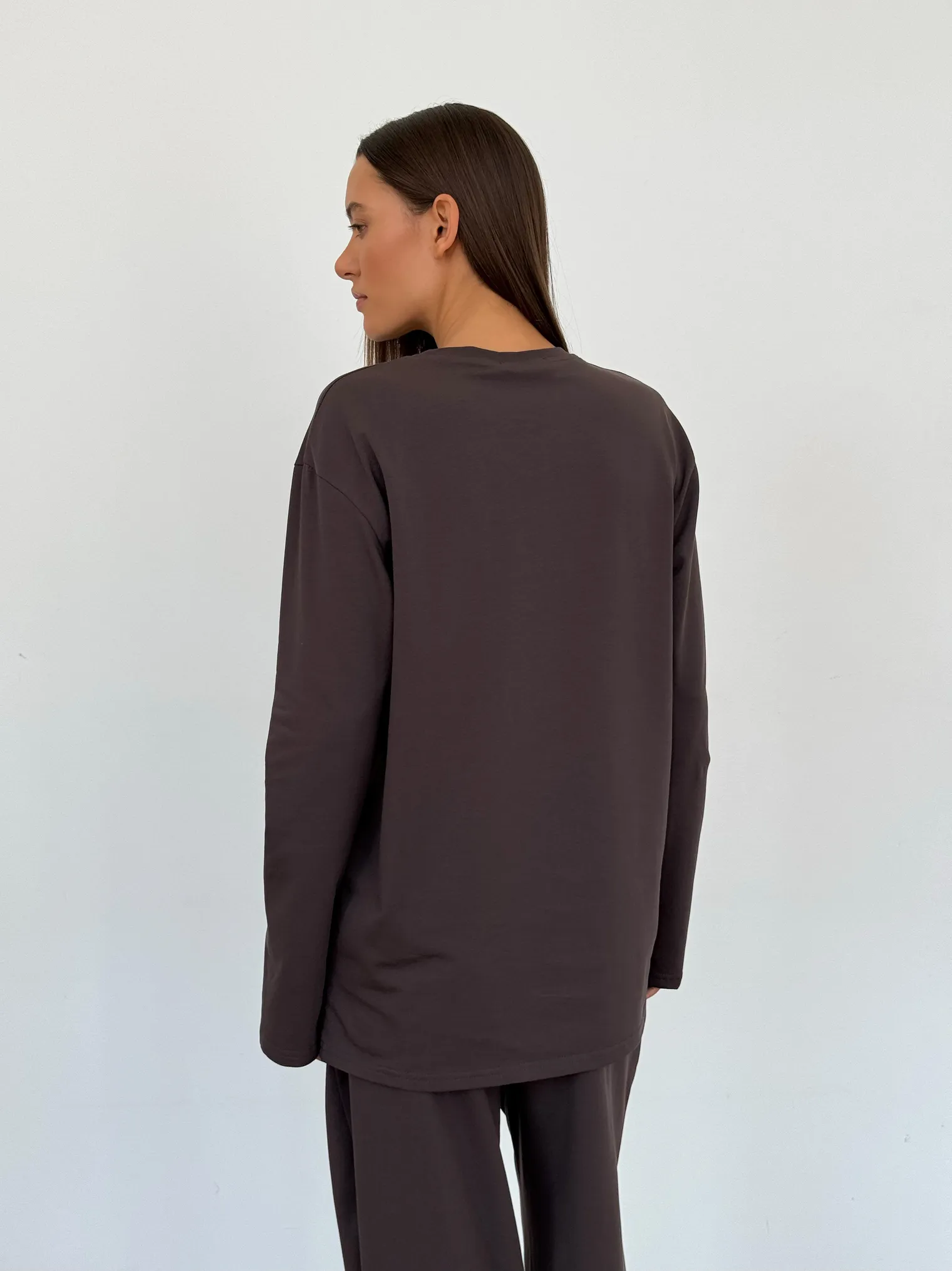 Лонгслив свободного кроя цвета моро фото 7