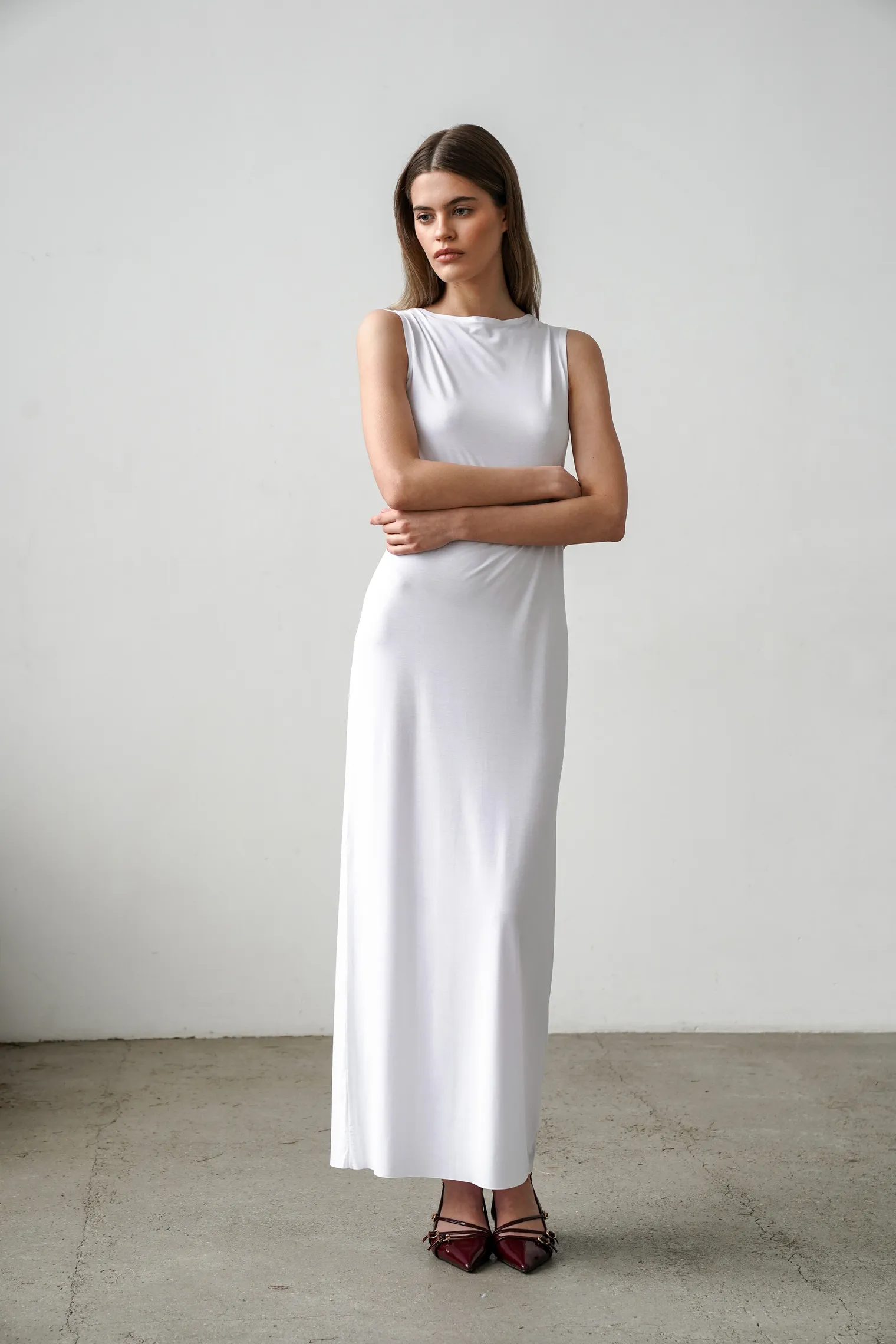 Платье макси белого цвета фото 6