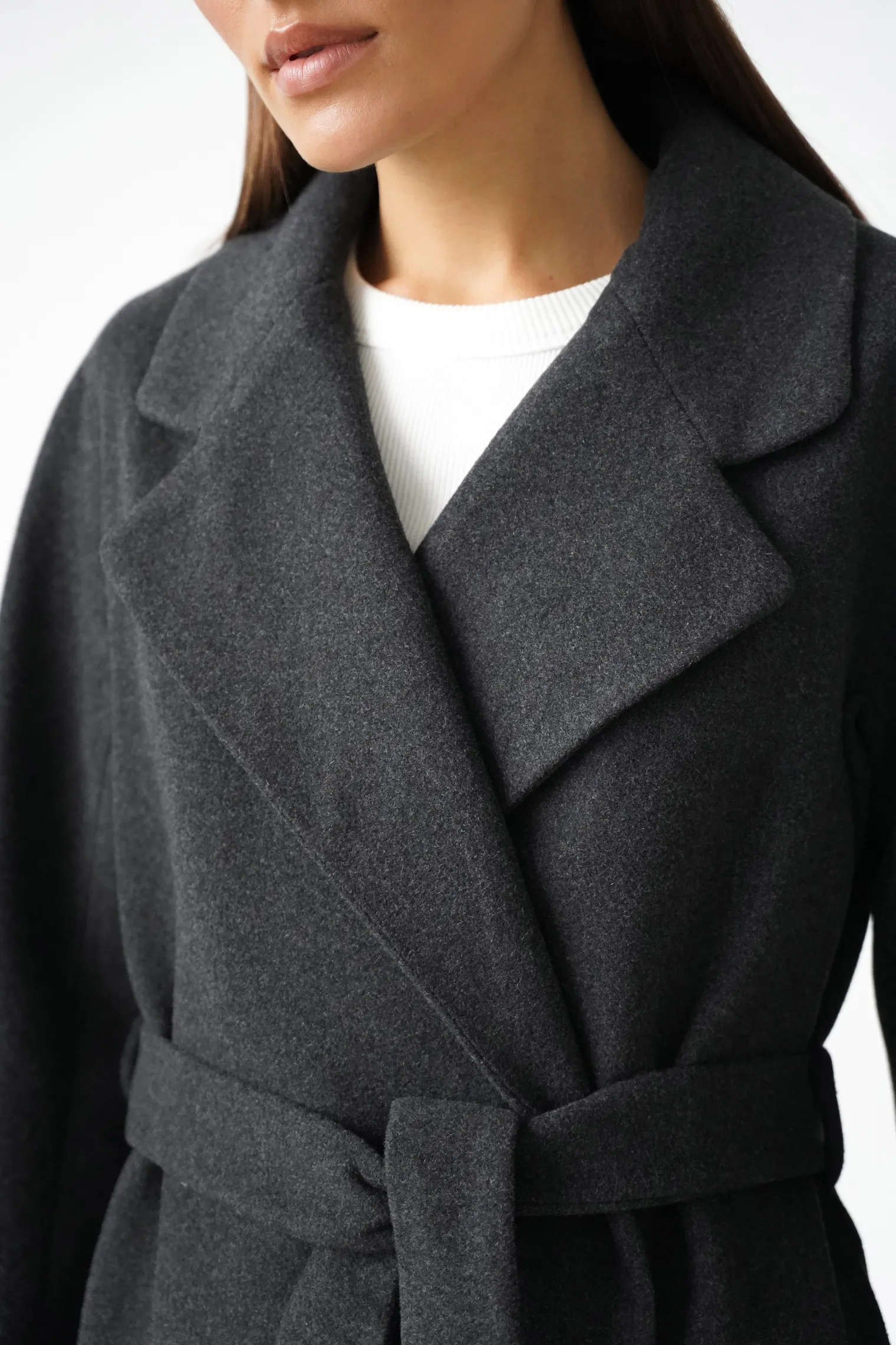 Пальто-халат с поясом, из шерсти графитового цвета фото 2