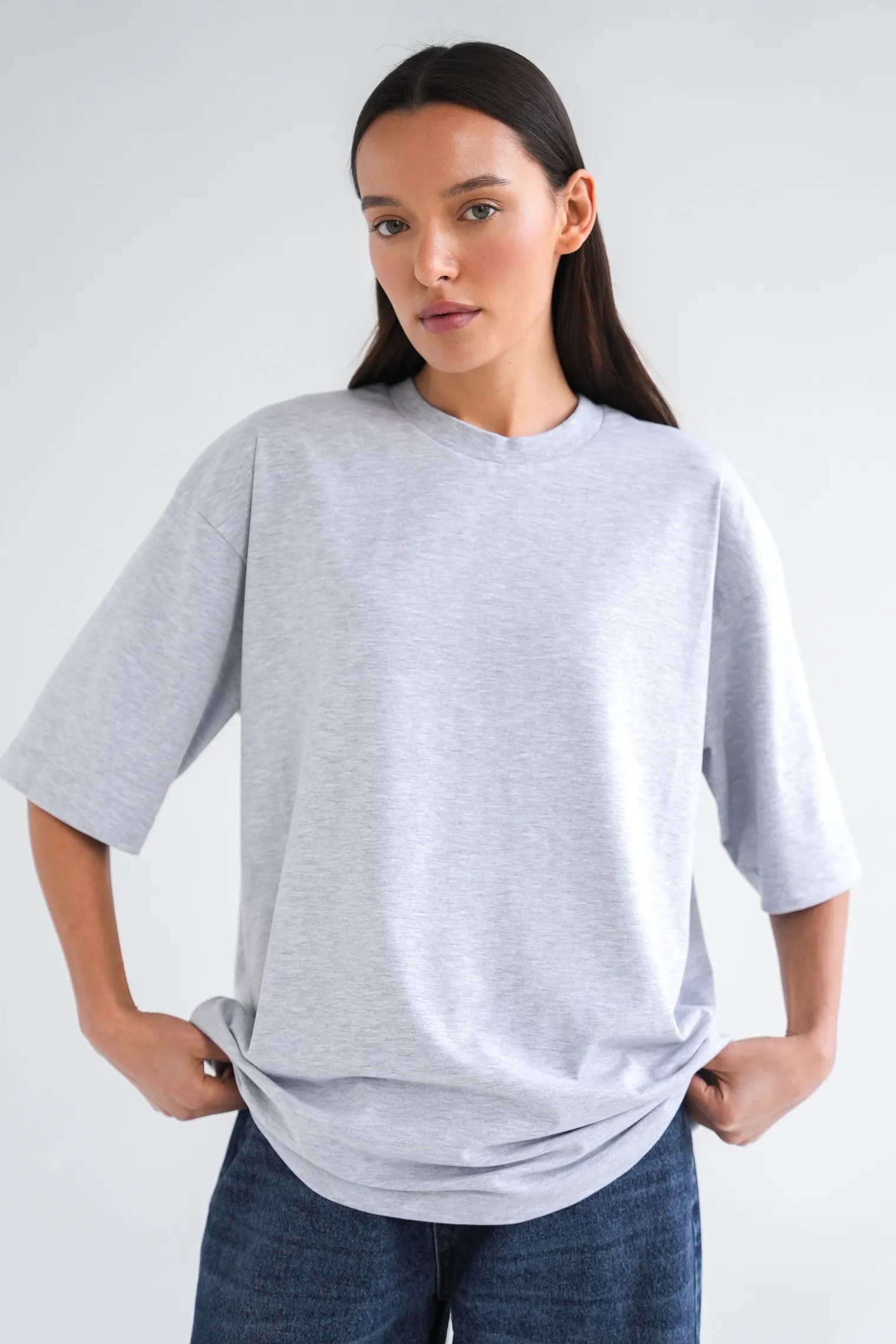 Футболка свободного кроя цвета серый меланж фото 8