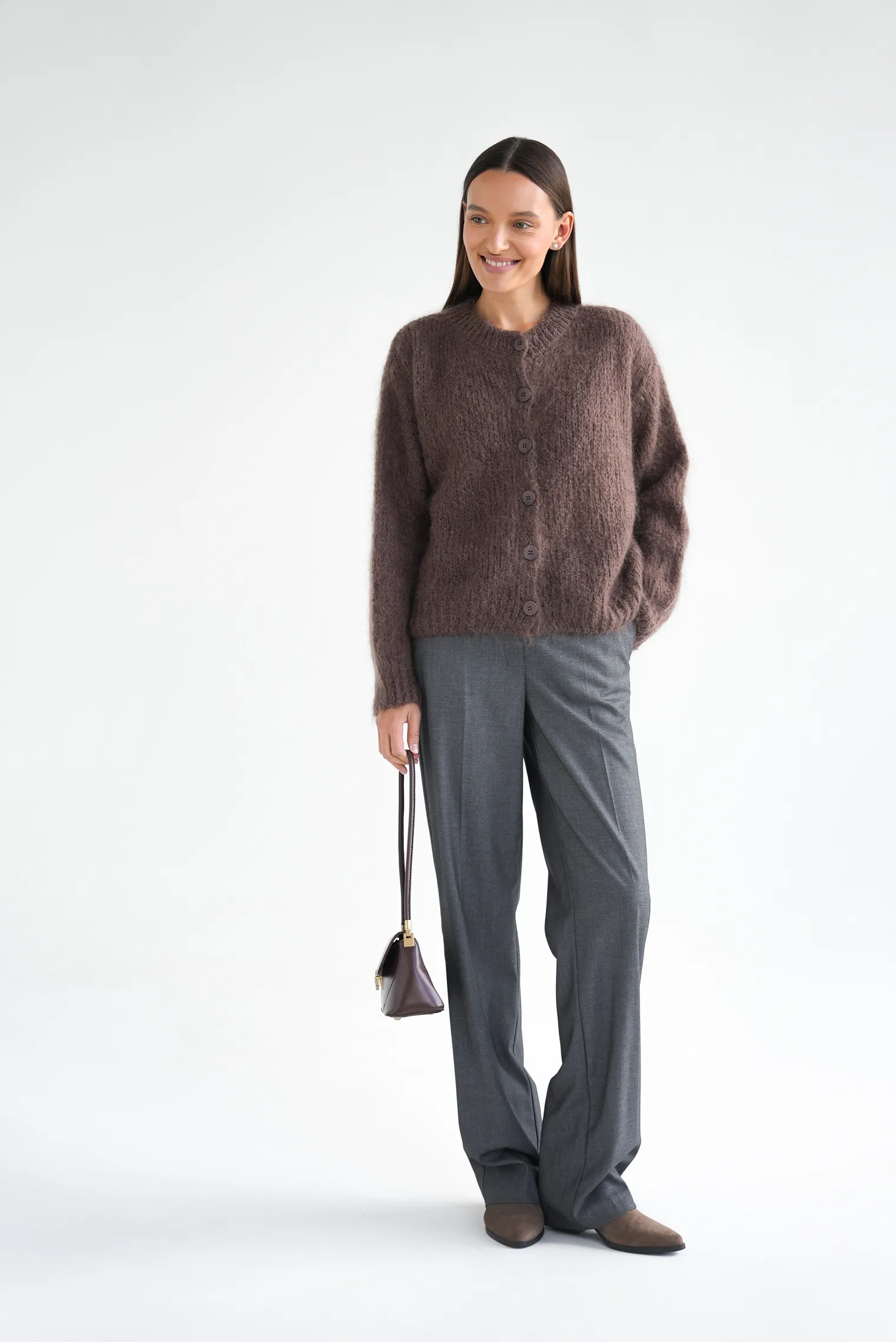 Кардиган крупной вязки из мохера на пуговицах шоколадного цвета фото 7