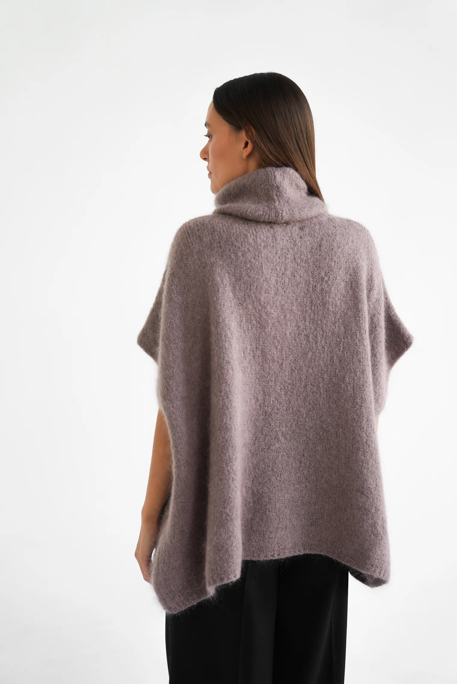 Джемпер крупной вязки из мохера без рукавов кофейного цвета фото 7