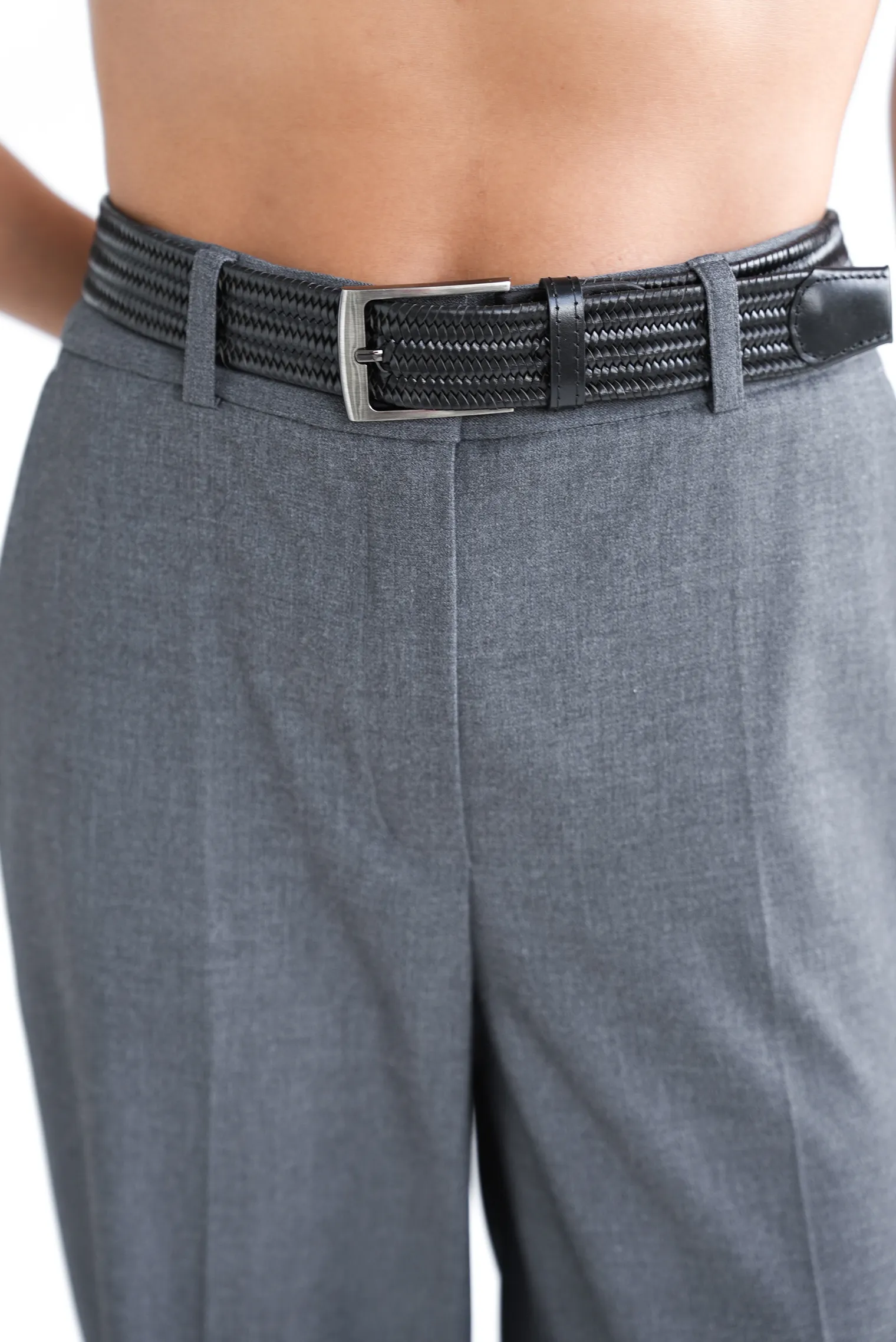 Ремень ручной работы чёрного цвета фото 3