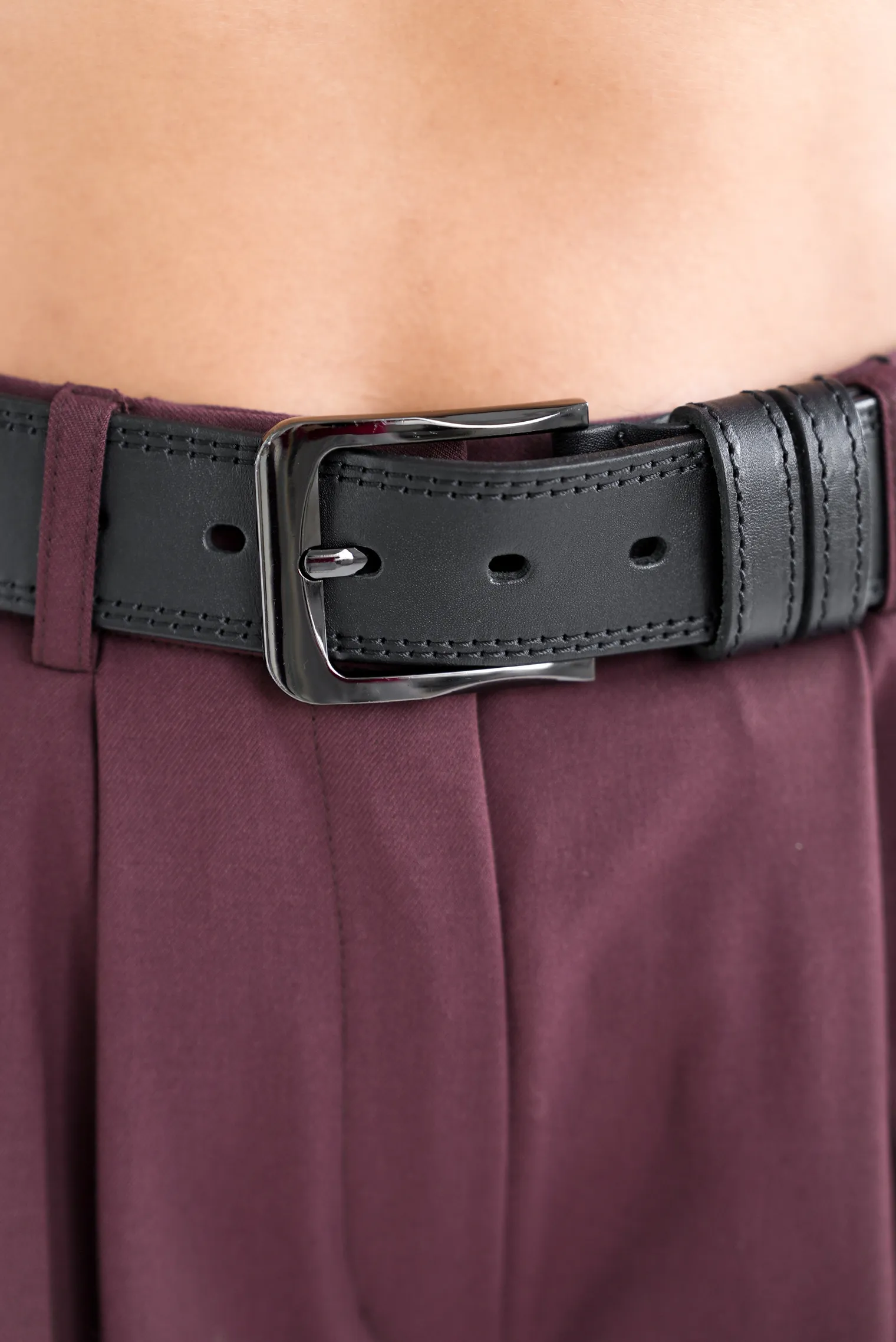 Ремень ручной работы чёрного цвета фото 4