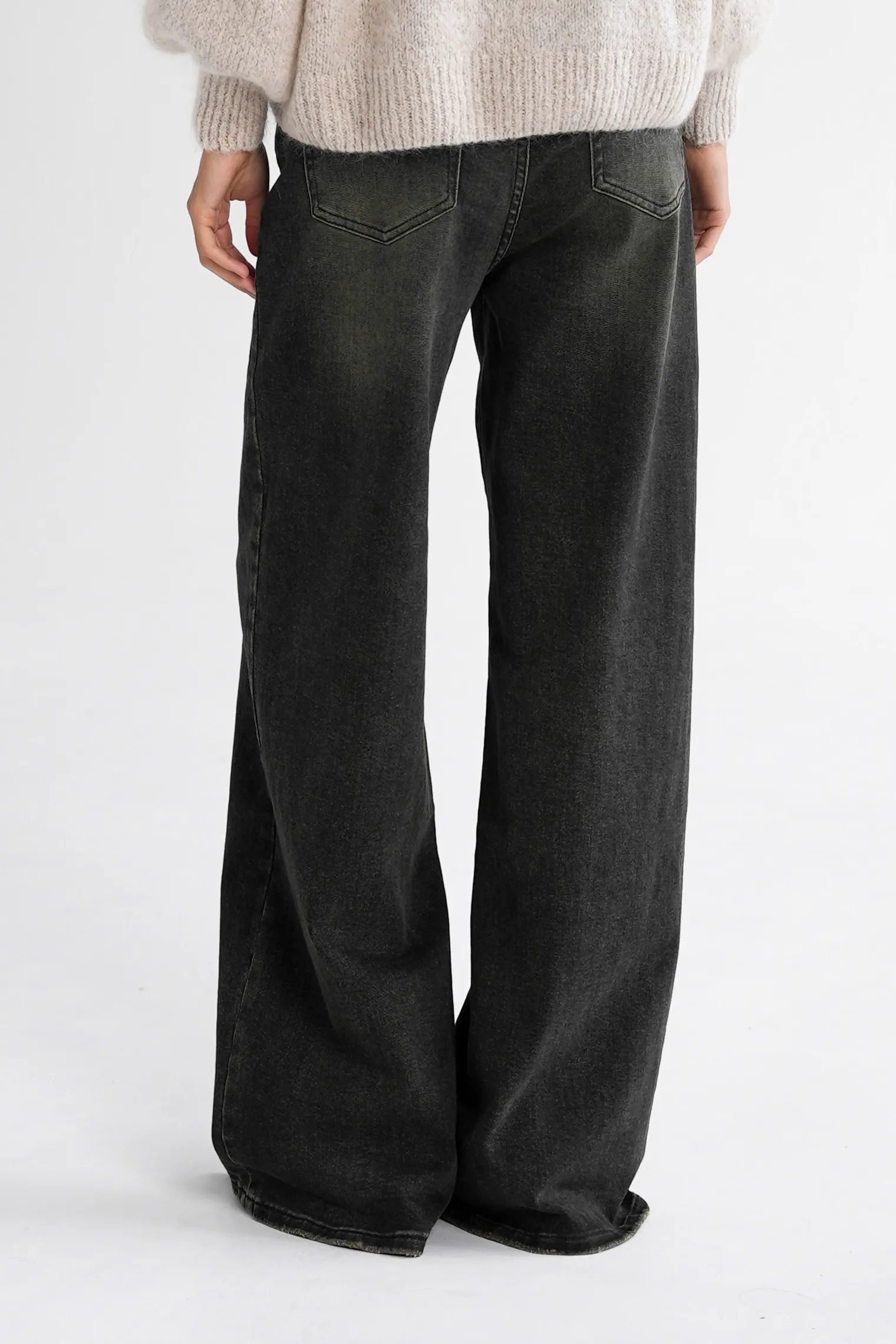 Джинсы свободного кроя в винтажном стиле графитового цвета фото 4