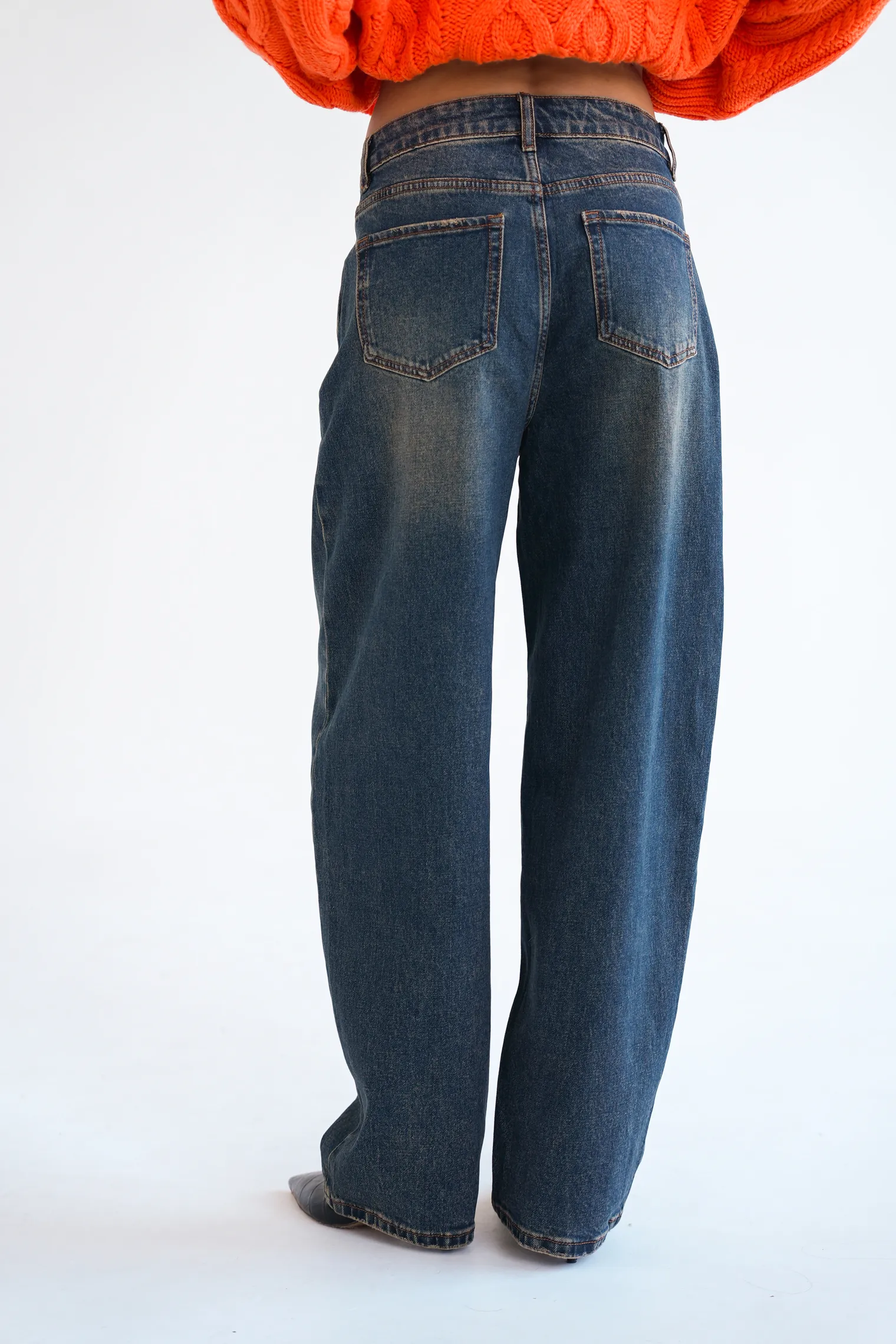 Джинсы свободного кроя в винтажном стиле синего цвета фото 4