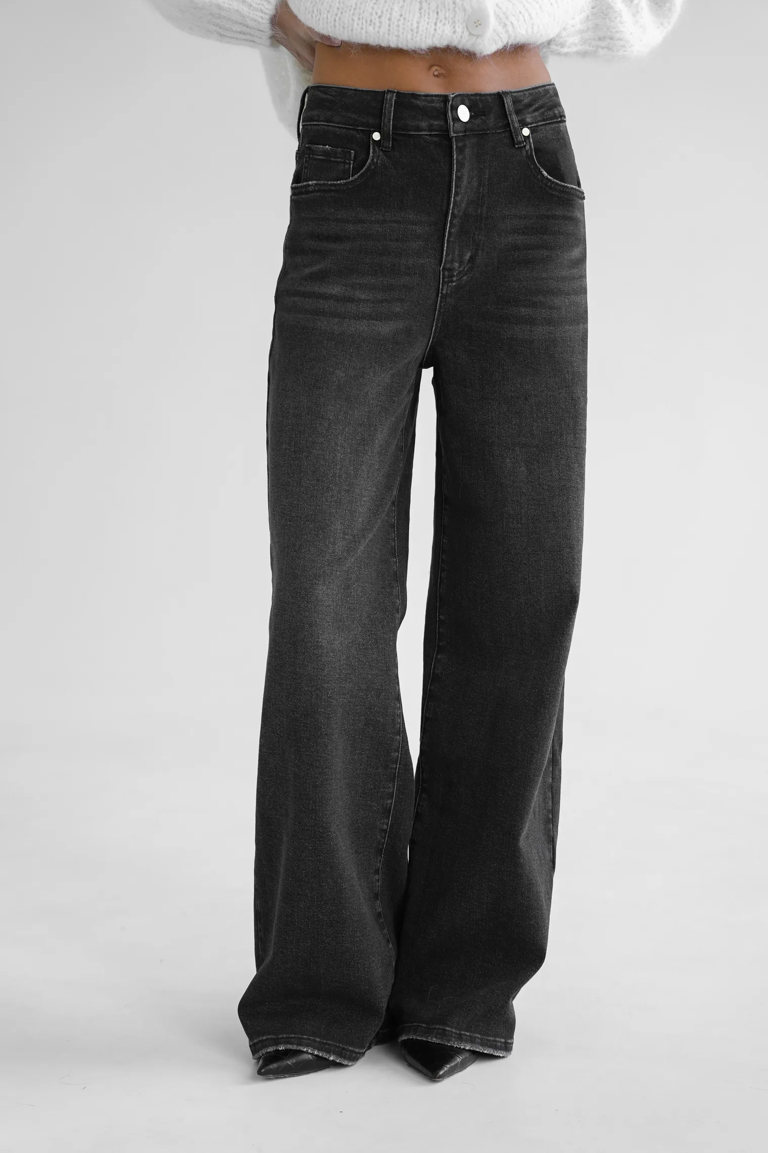 Джинсы свободного кроя в винтажном стиле графитового цвета фото 6