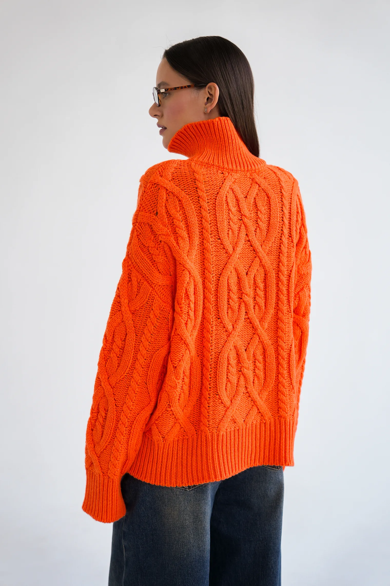 Джемпер крупной вязки с узором араны оранжевого цвета фото 4