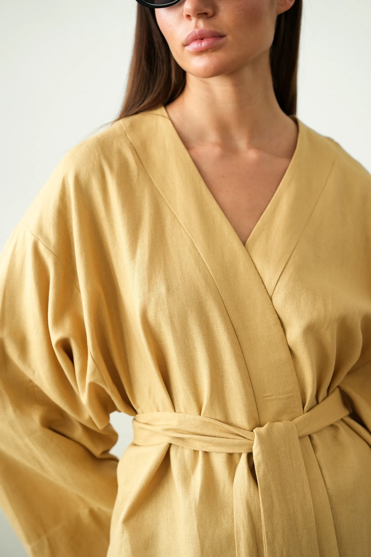Кимоно с поясом горчичного цвета фото 2