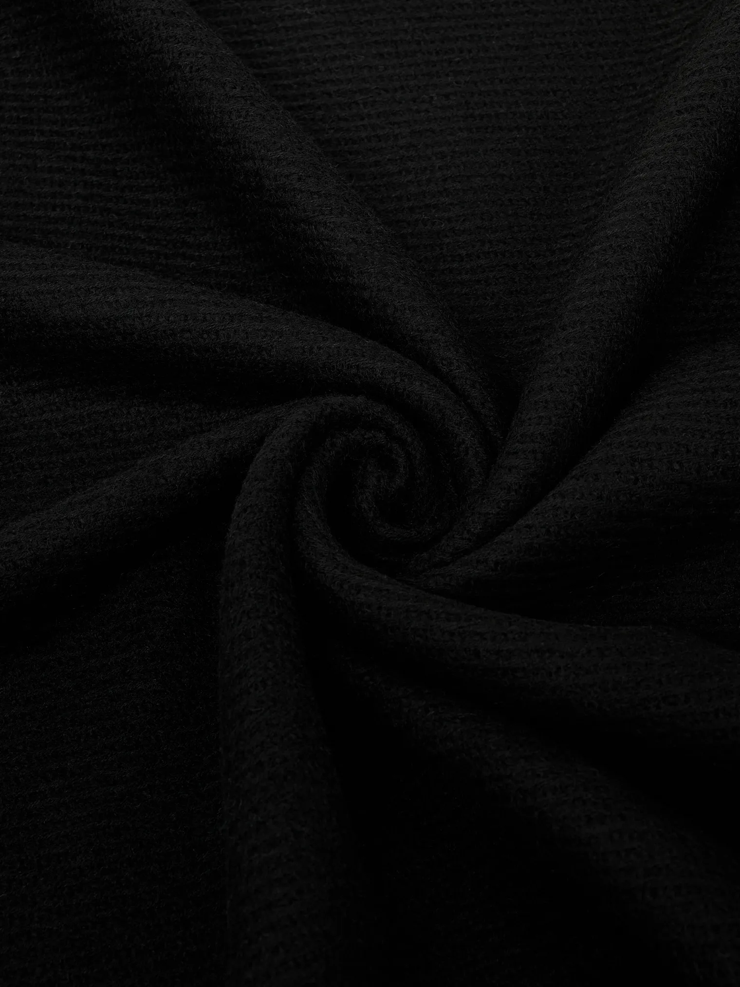 Палантин однотонный из вискозы чёрного цвета фото 1