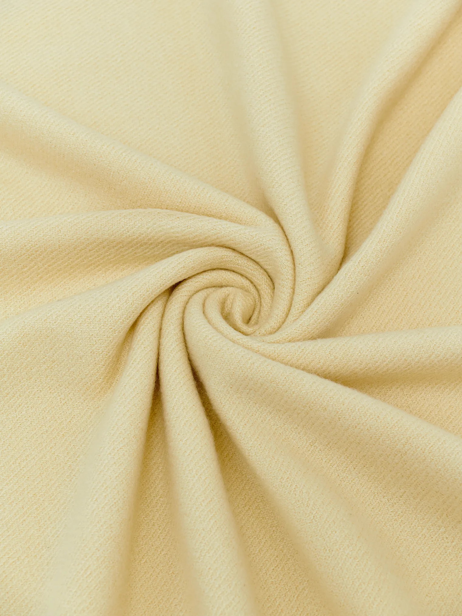 Палантин однотонный из вискозы цвета молочный лимон фото 1