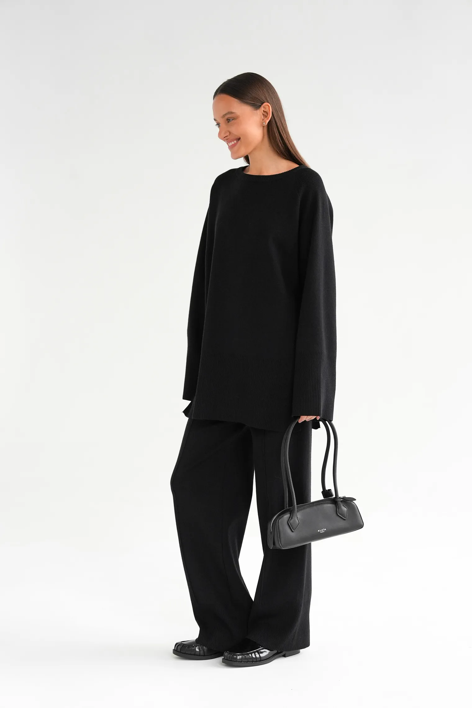 Комплект: джемпер, брюки чёрного цвета фото 3